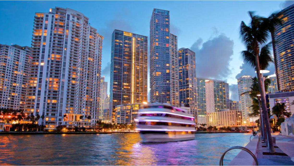 3 hour drive south will take you beautiful Miami, enjoy the modern city, restaurants, bars and the famous Miami Beach