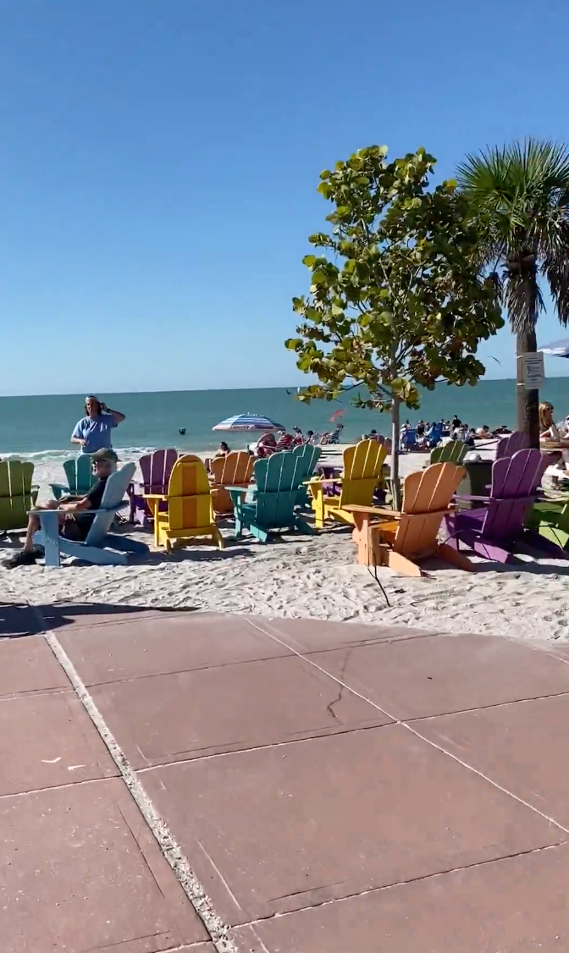 Cafe-passe-grille-sunday-ride.png