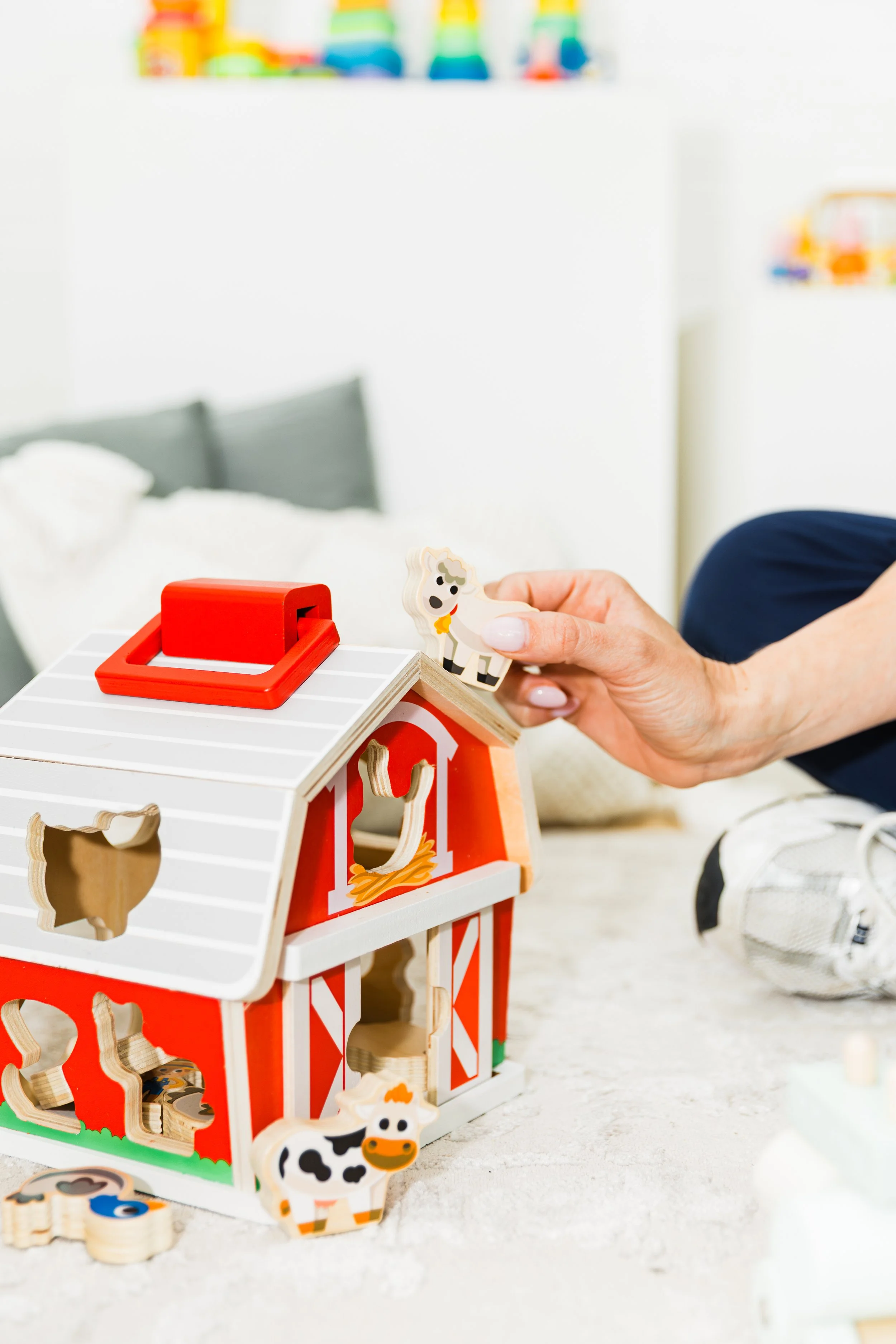 Play-based speech therapy activities and communication tools for pediatric language development