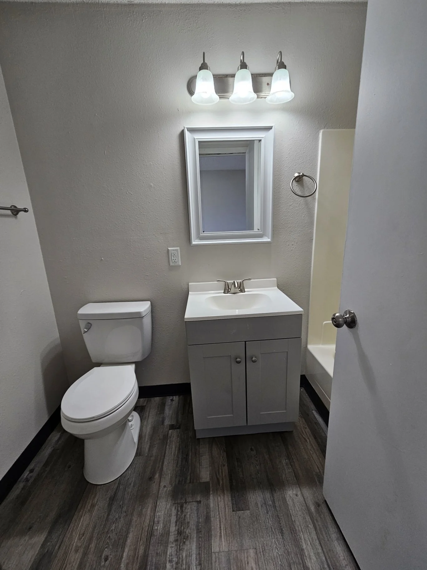 bath 2.jpg