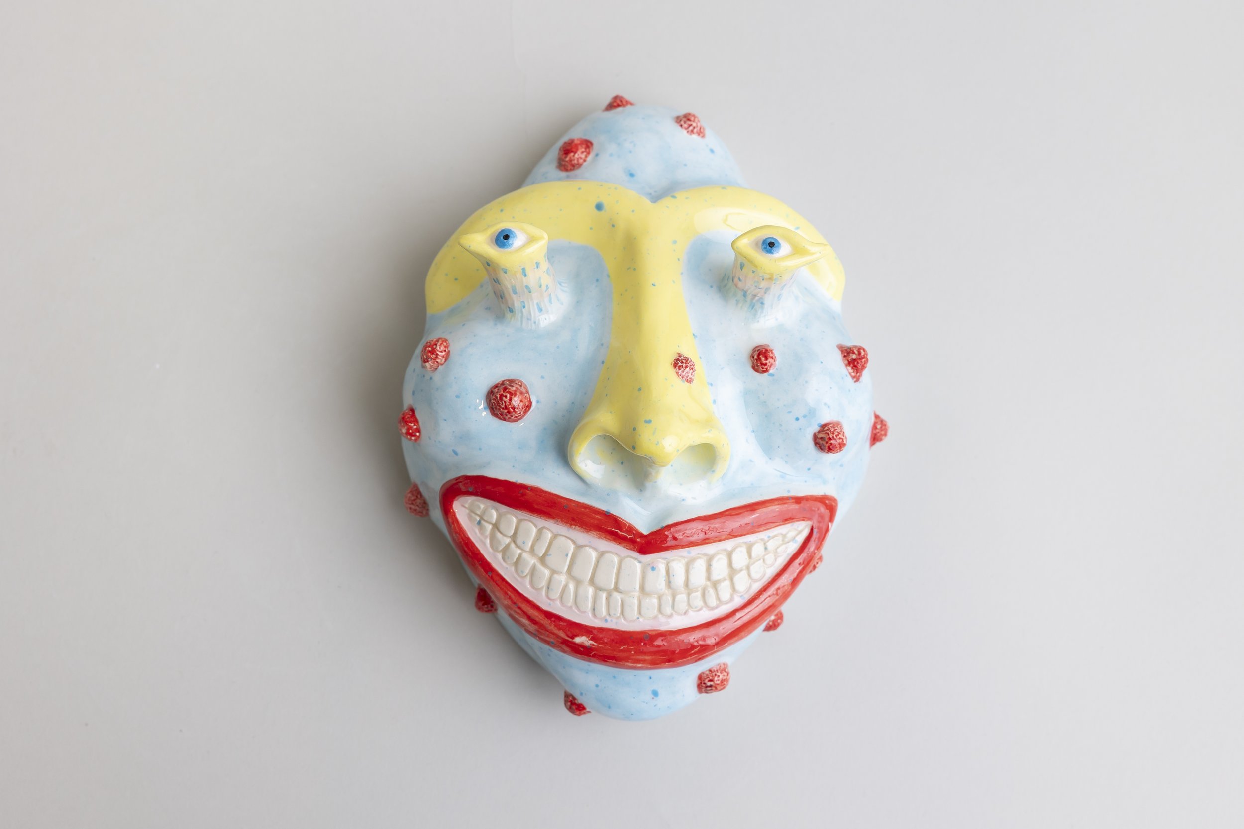 Positivamente tóxica #3 
(2026)
Ceramics
20 cm x 16 cm  x 9 cm 