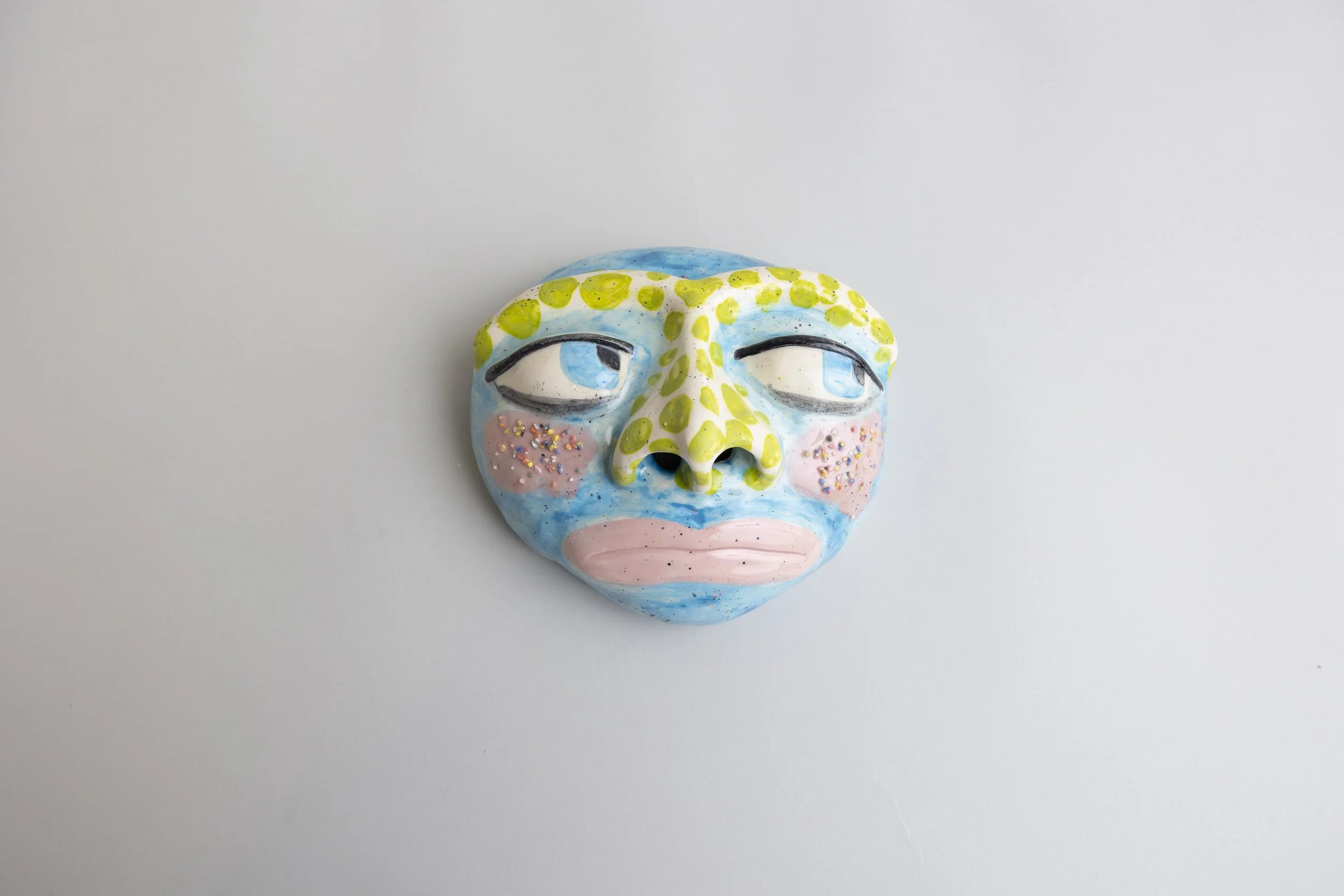 No estoy triste (azul)
(2026)
Ceramics
17 cm x 19 cm x 10 cm