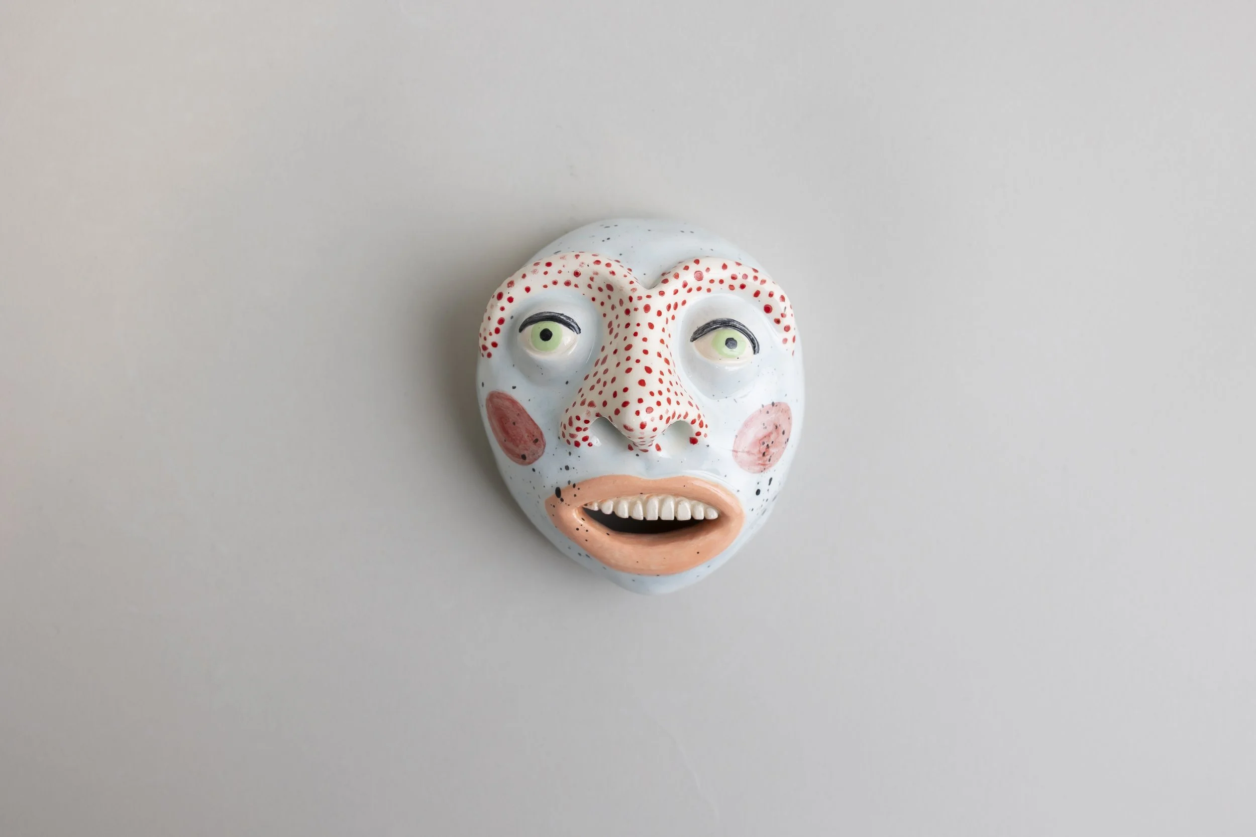 Máscara cotidiana baby blue
(2026)
Ceramics