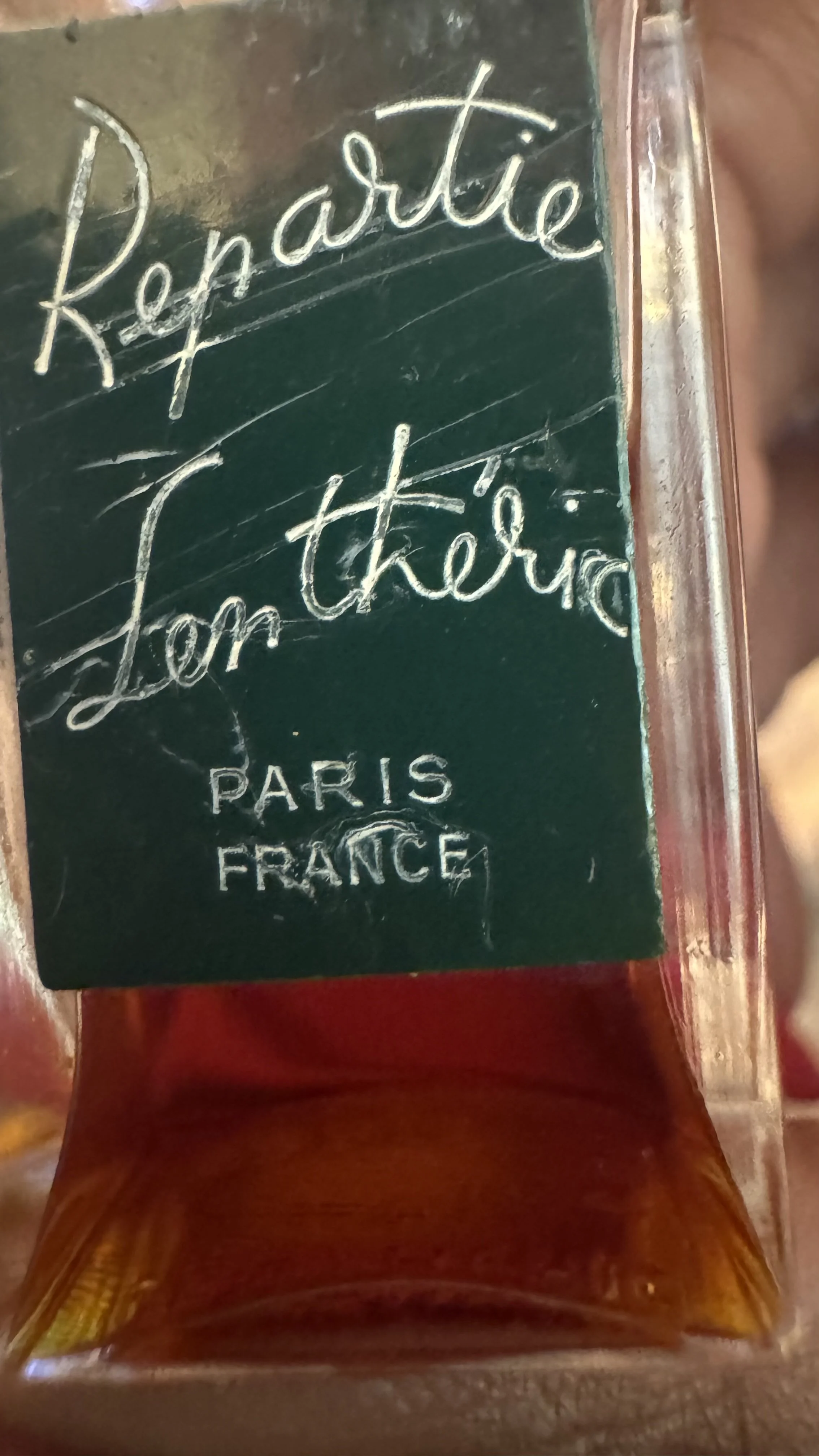 Josephine Sere’s Scent Review of Lenthéric Repartie (c. 1940s)