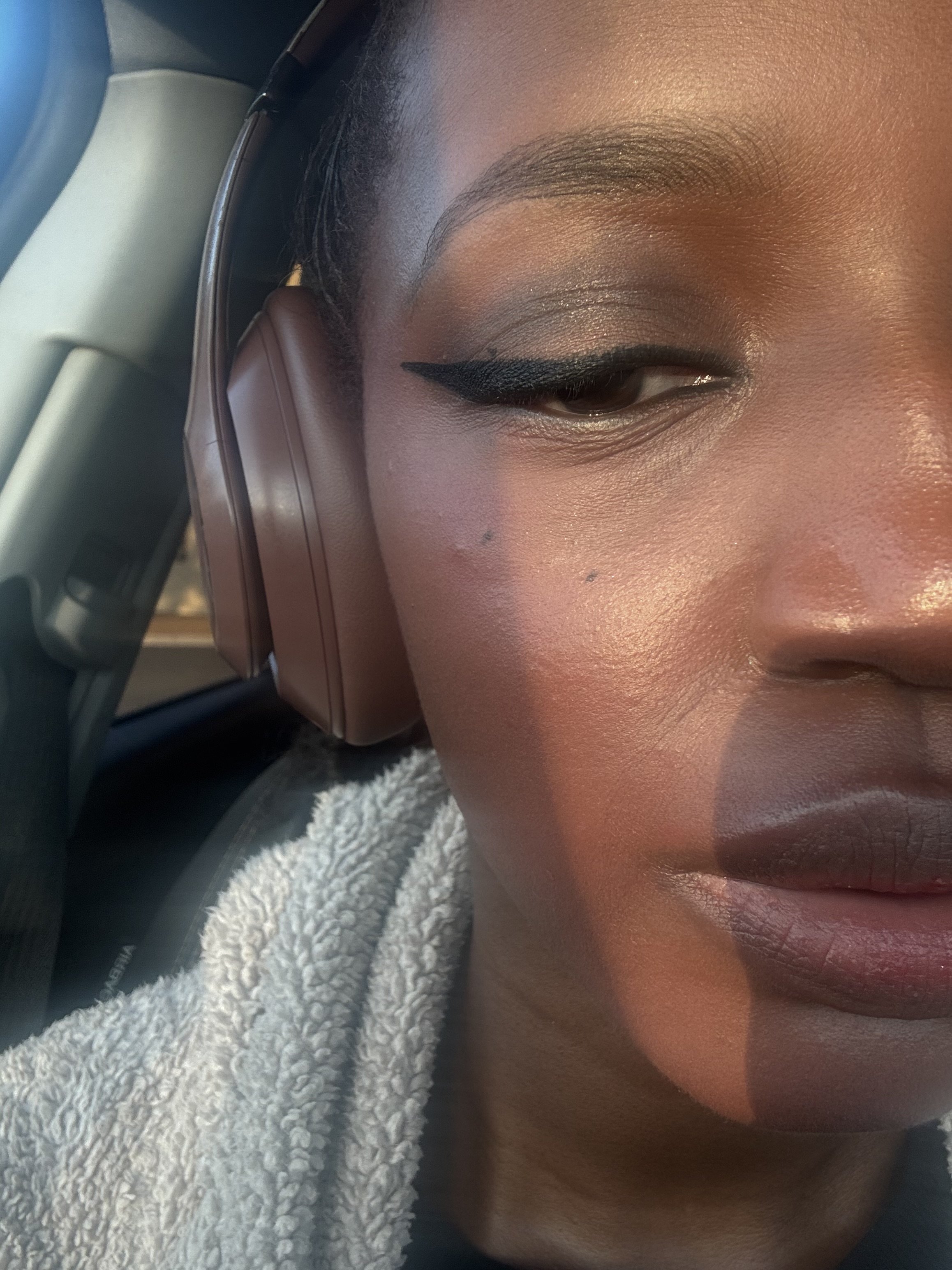 Marie Claire Smokey Delights Eyeshadow Palette Look!