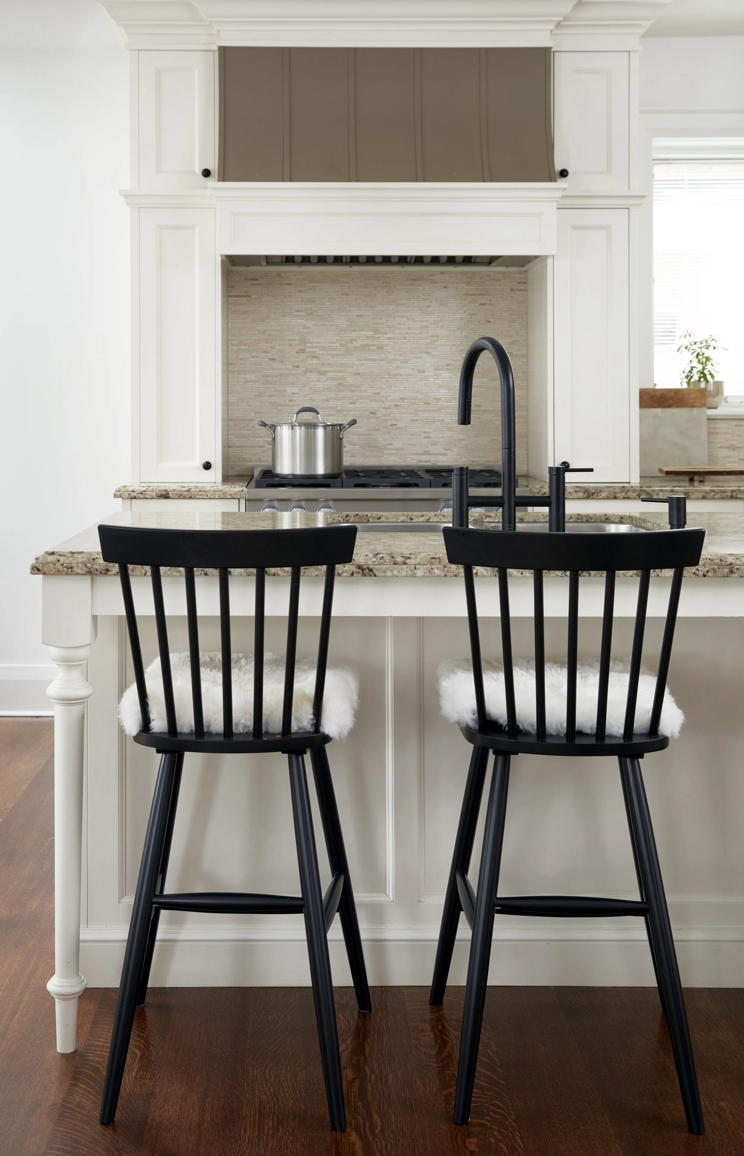 191119-KitchenDetail_01.jpeg