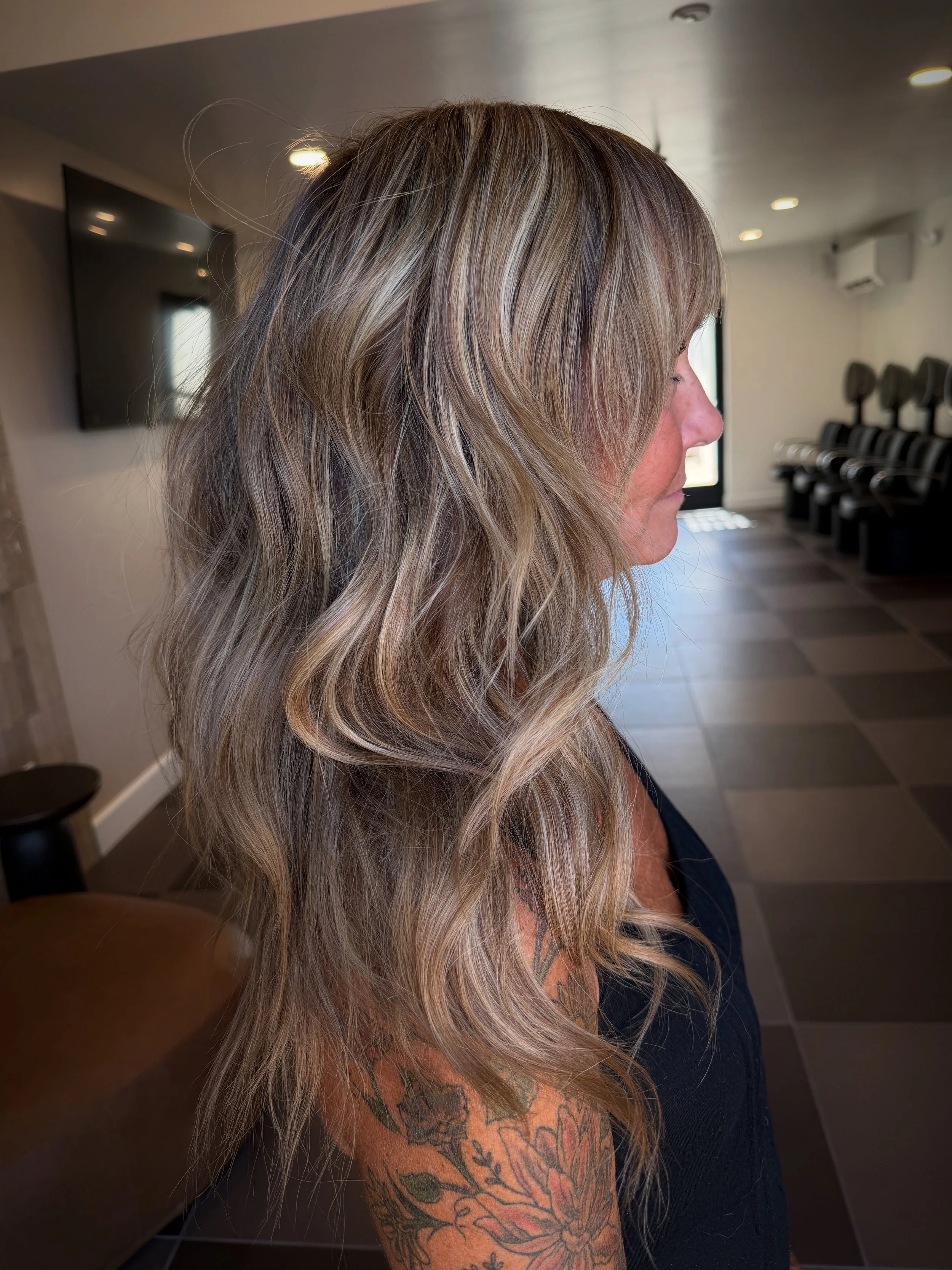 Beige Bronde Balayage 