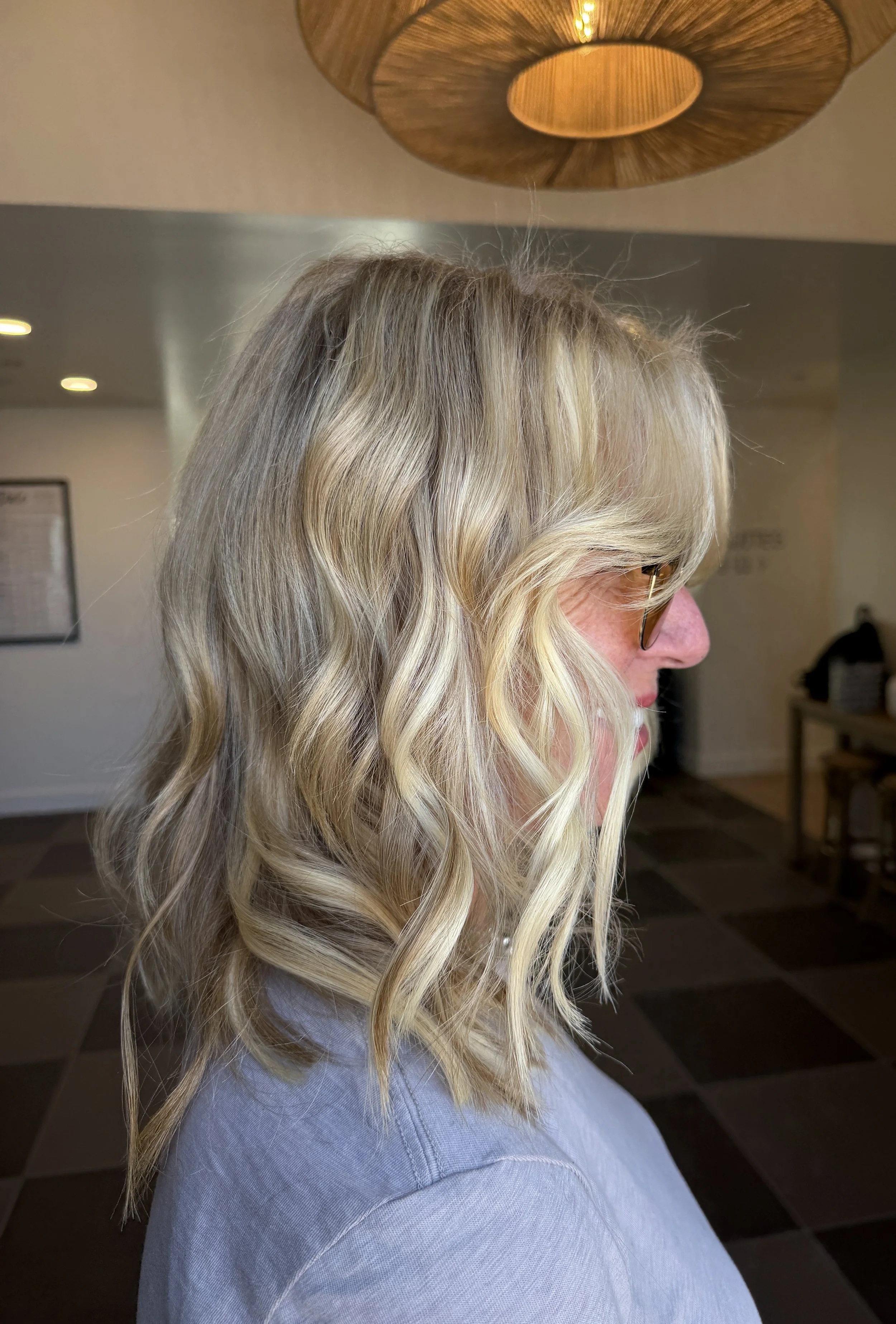 Full Head of K-Tip Hair Extensions and Blonde Highlights
