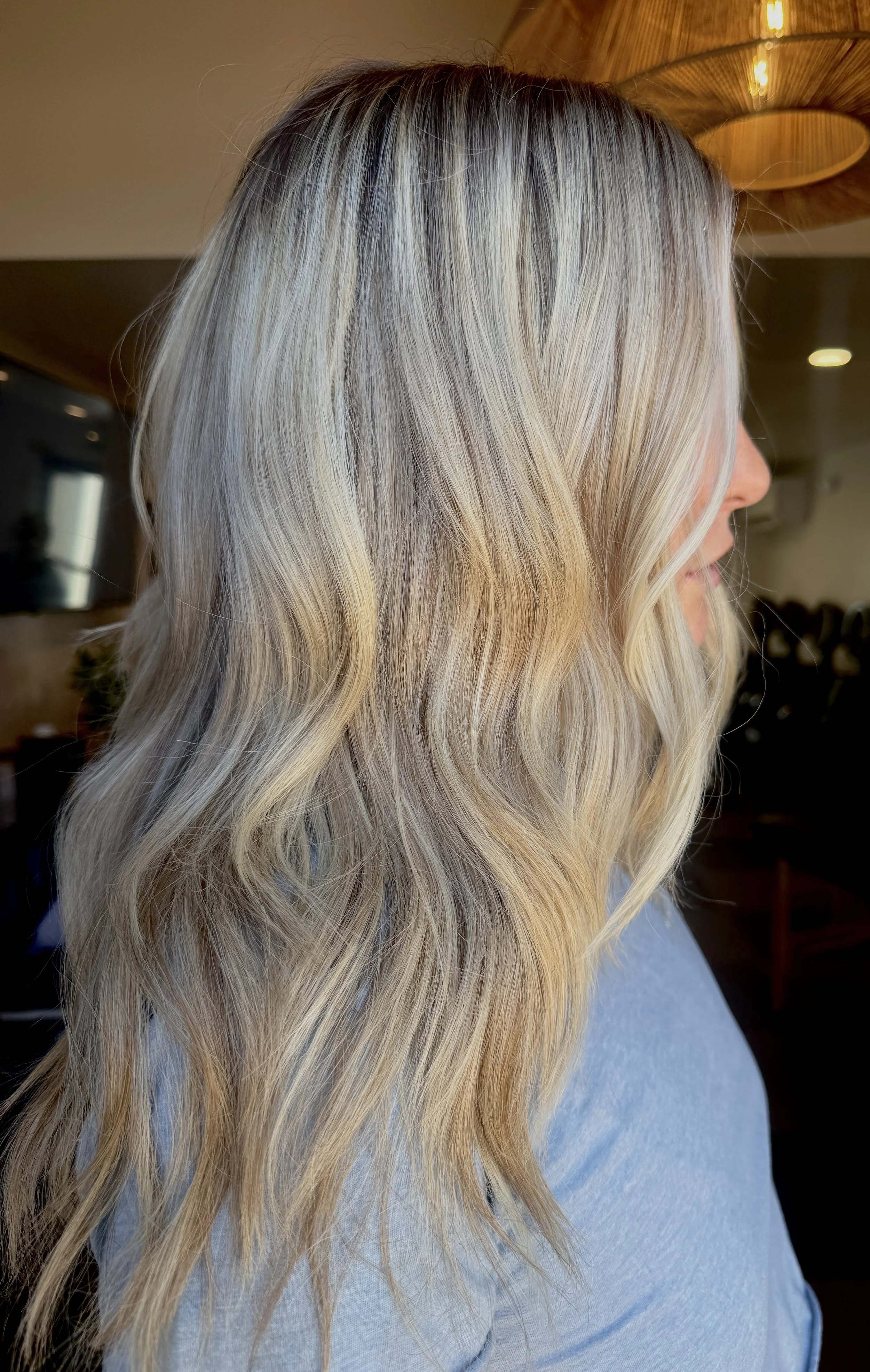 Bright Dimensional Blonde Highlights with Mid Length Haircut