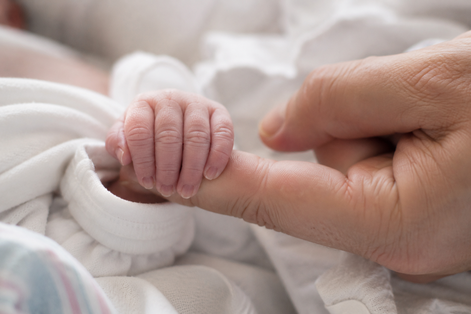 baby hand.png