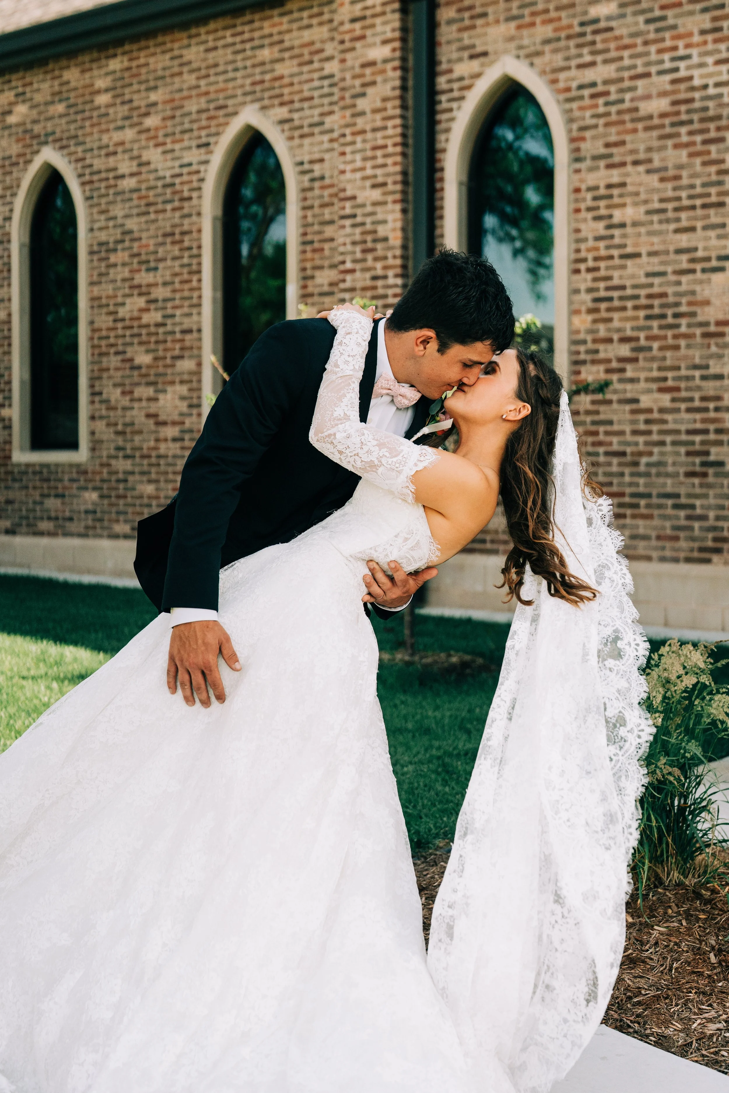 wedding photographer wichita ks.jpg