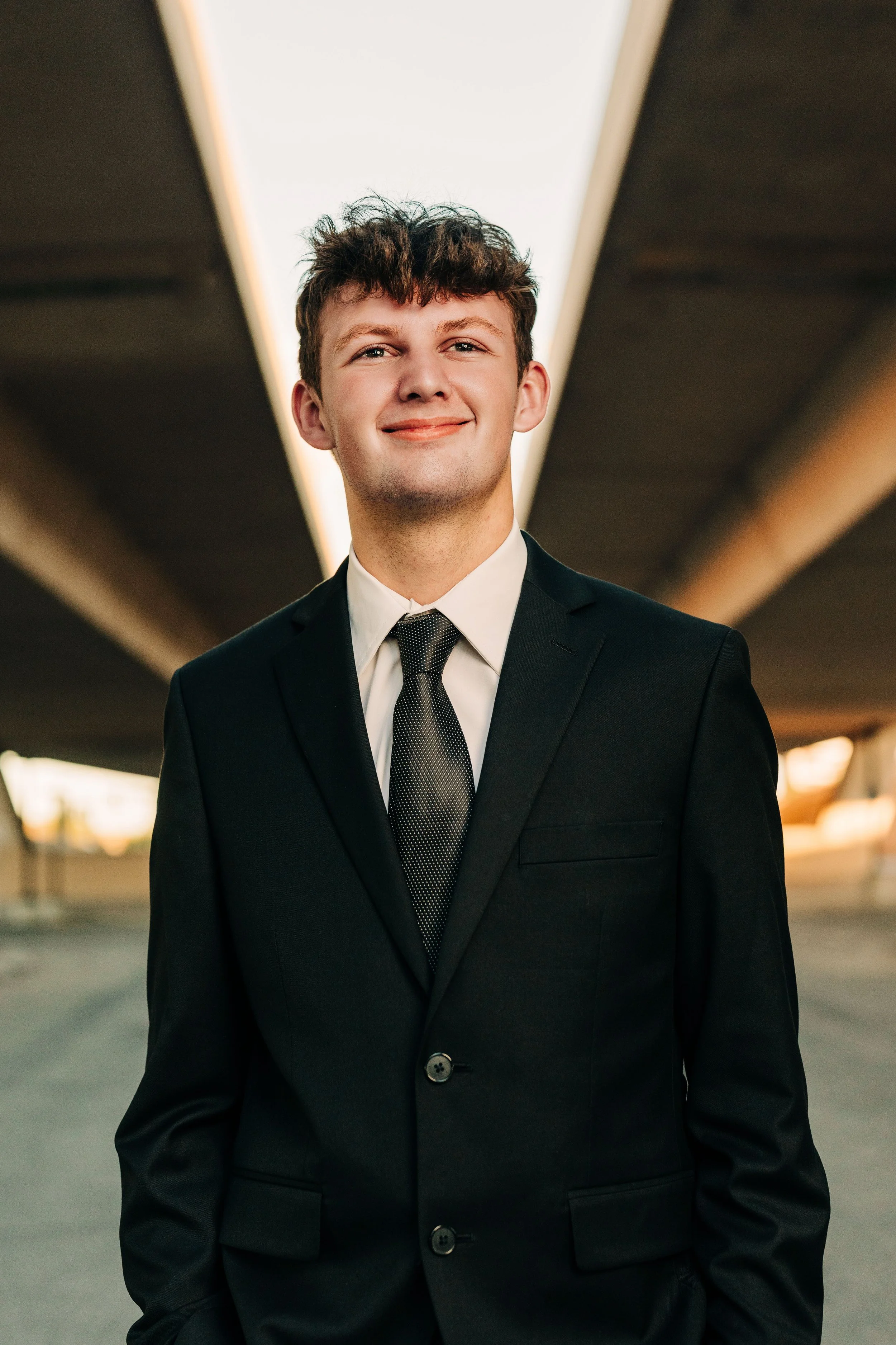 senior guy suit wichita kansas photographer.jpg
