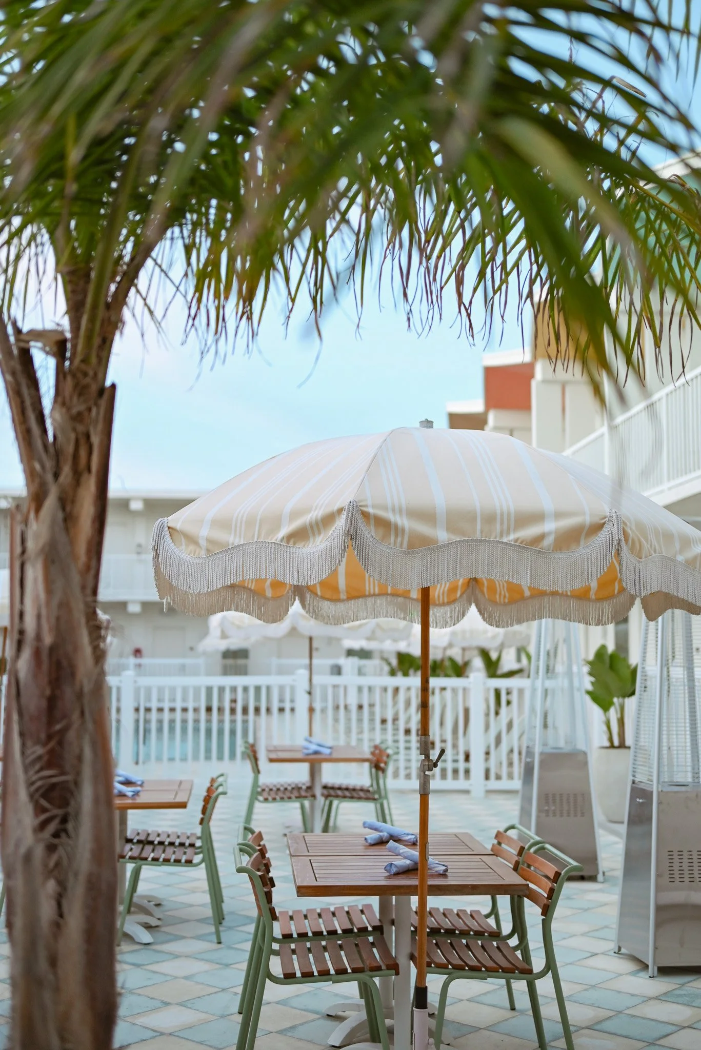 HotelLucineXEJO.jpg