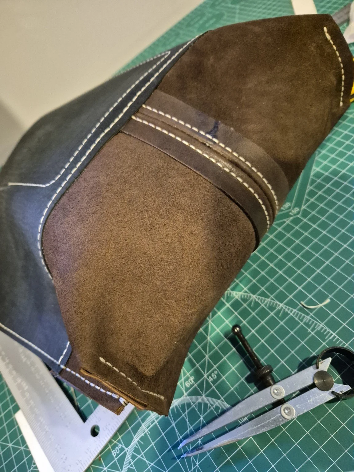 tote construction.jpg
