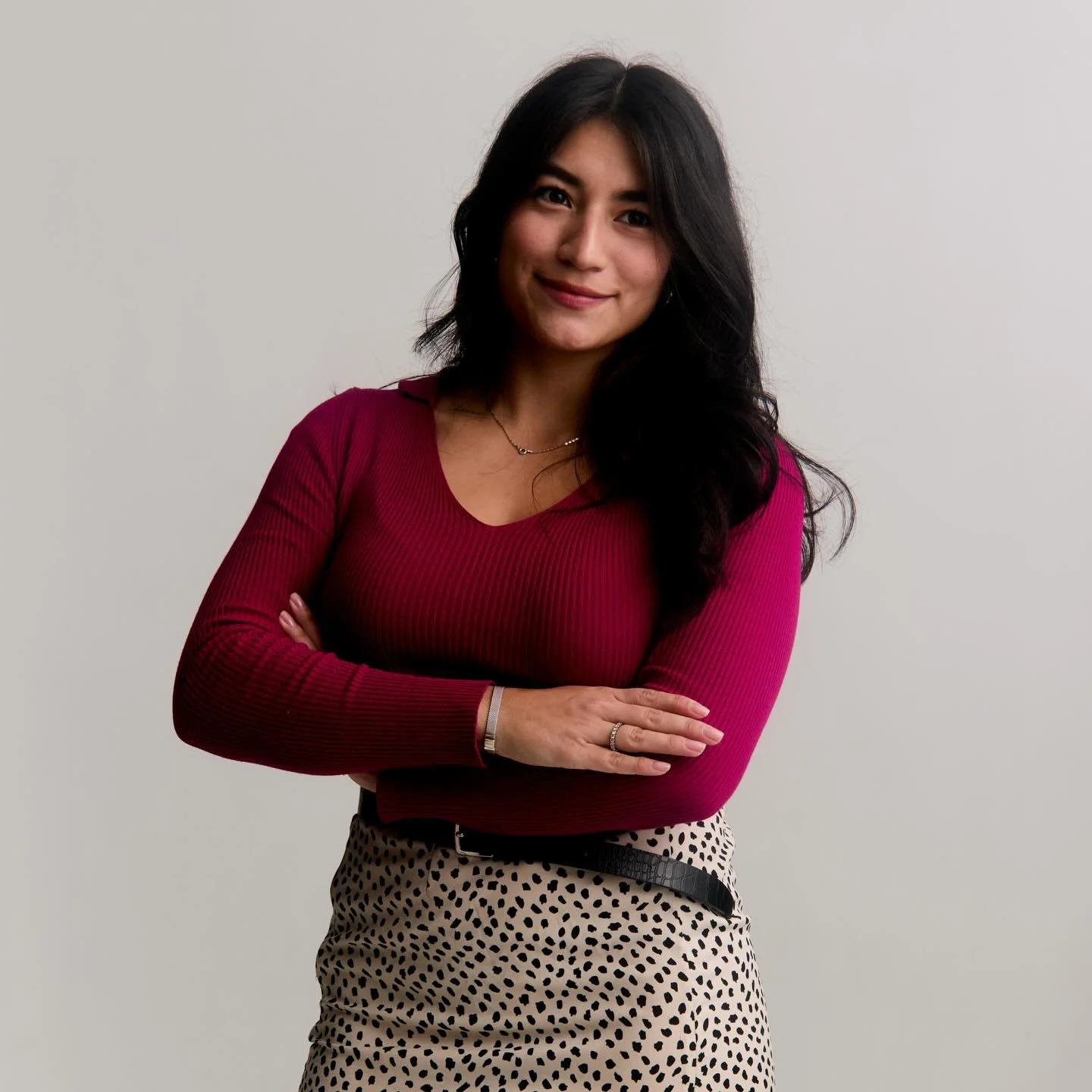 ✨ A little about me &amp; my design philosophy!

Hi, I&rsquo;m Gabriela, the designer behind Cardenas Design Studio! 💗

I believe your space should be more than just beautiful &mdash; it should tell your story, reflect your character, and fit the wa
