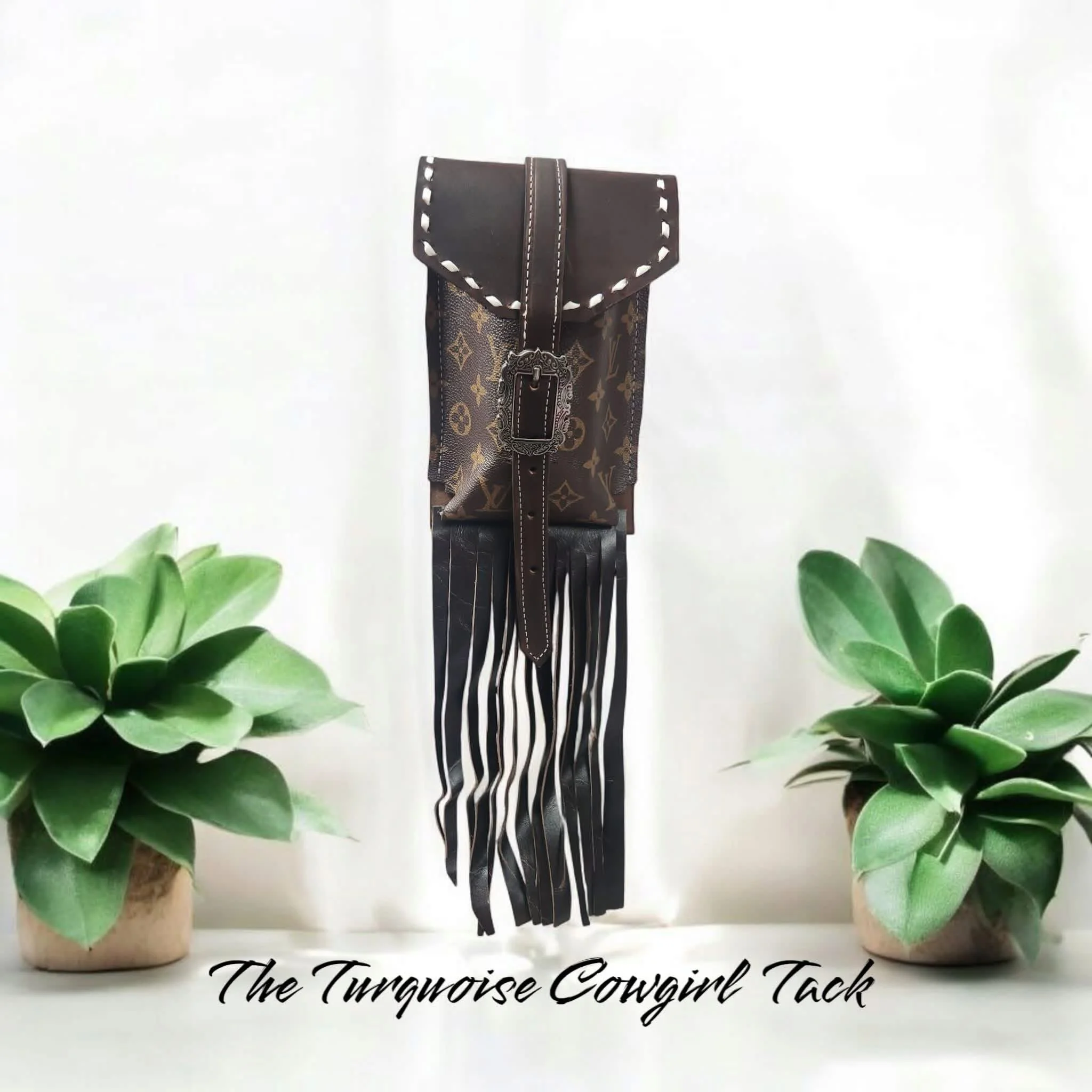 Designer rear cinch bag