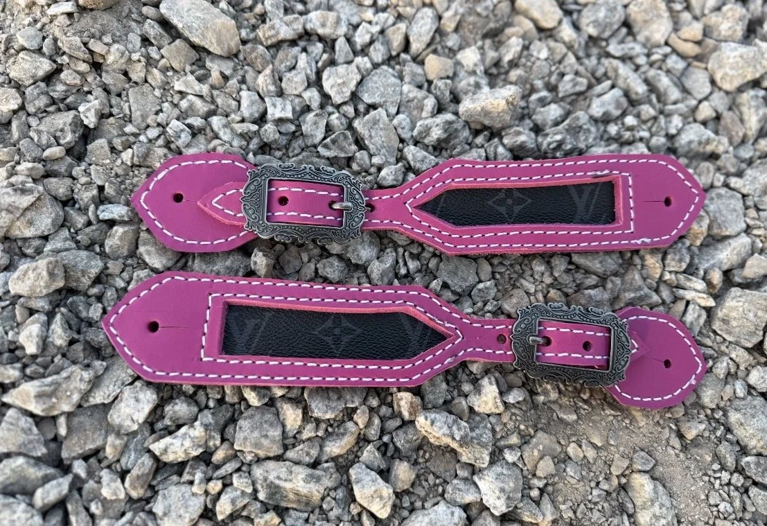 Designer Spur Staps
