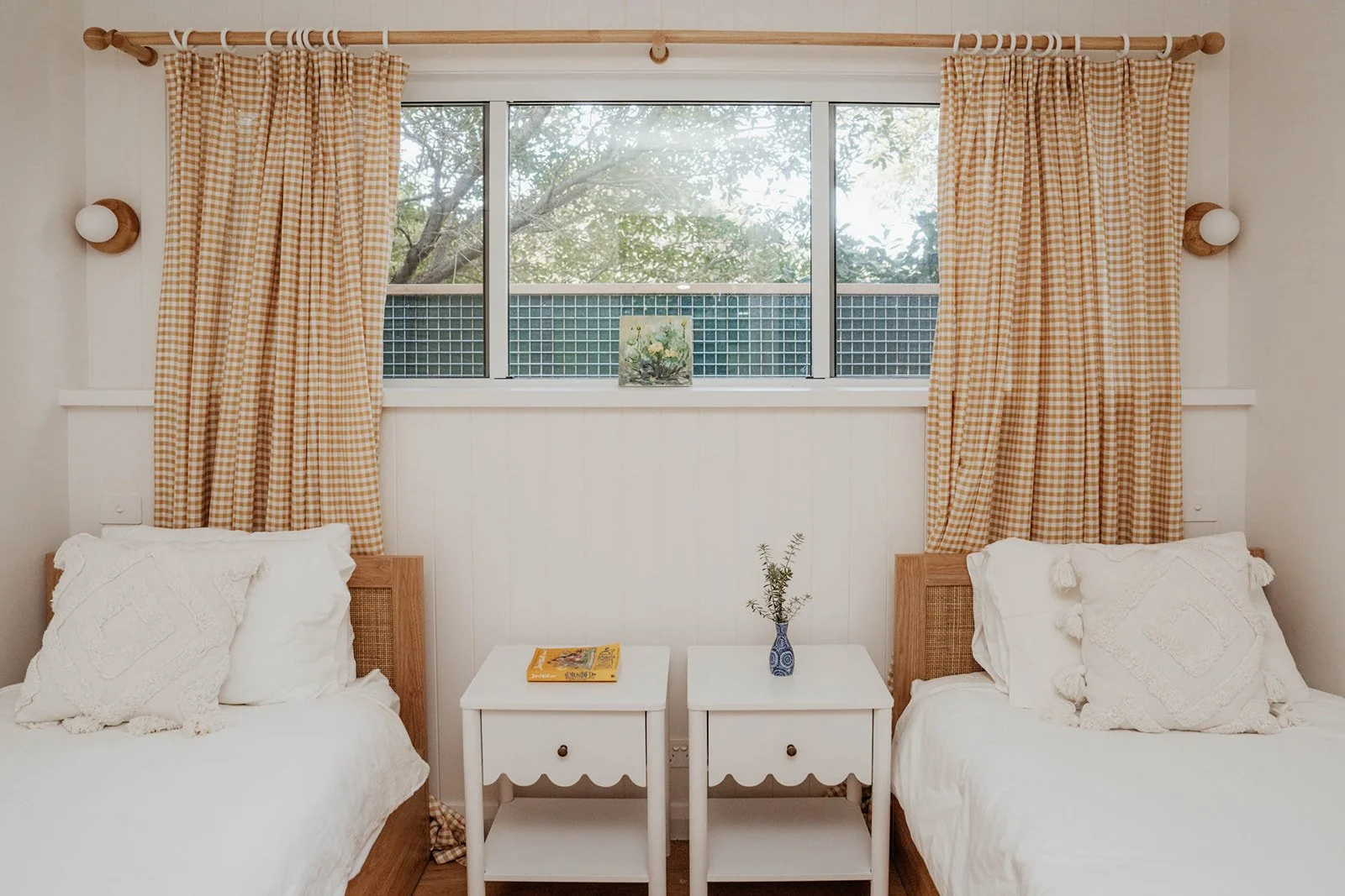 Serendipity Beach House-180.jpg