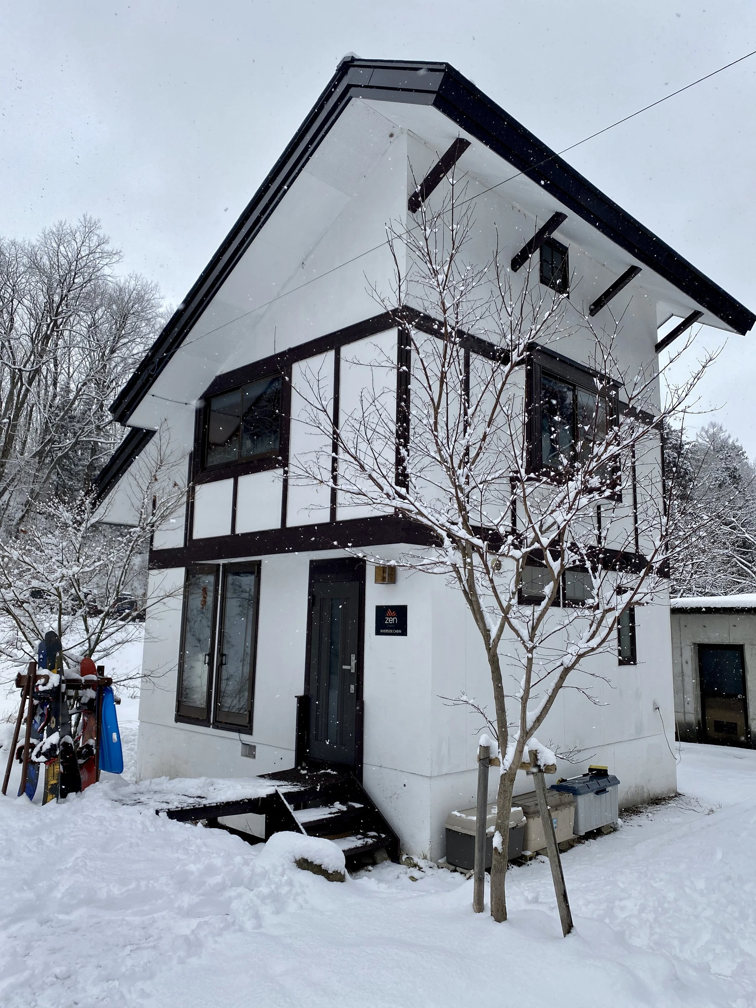 Cabins Riverside External 1.jpg