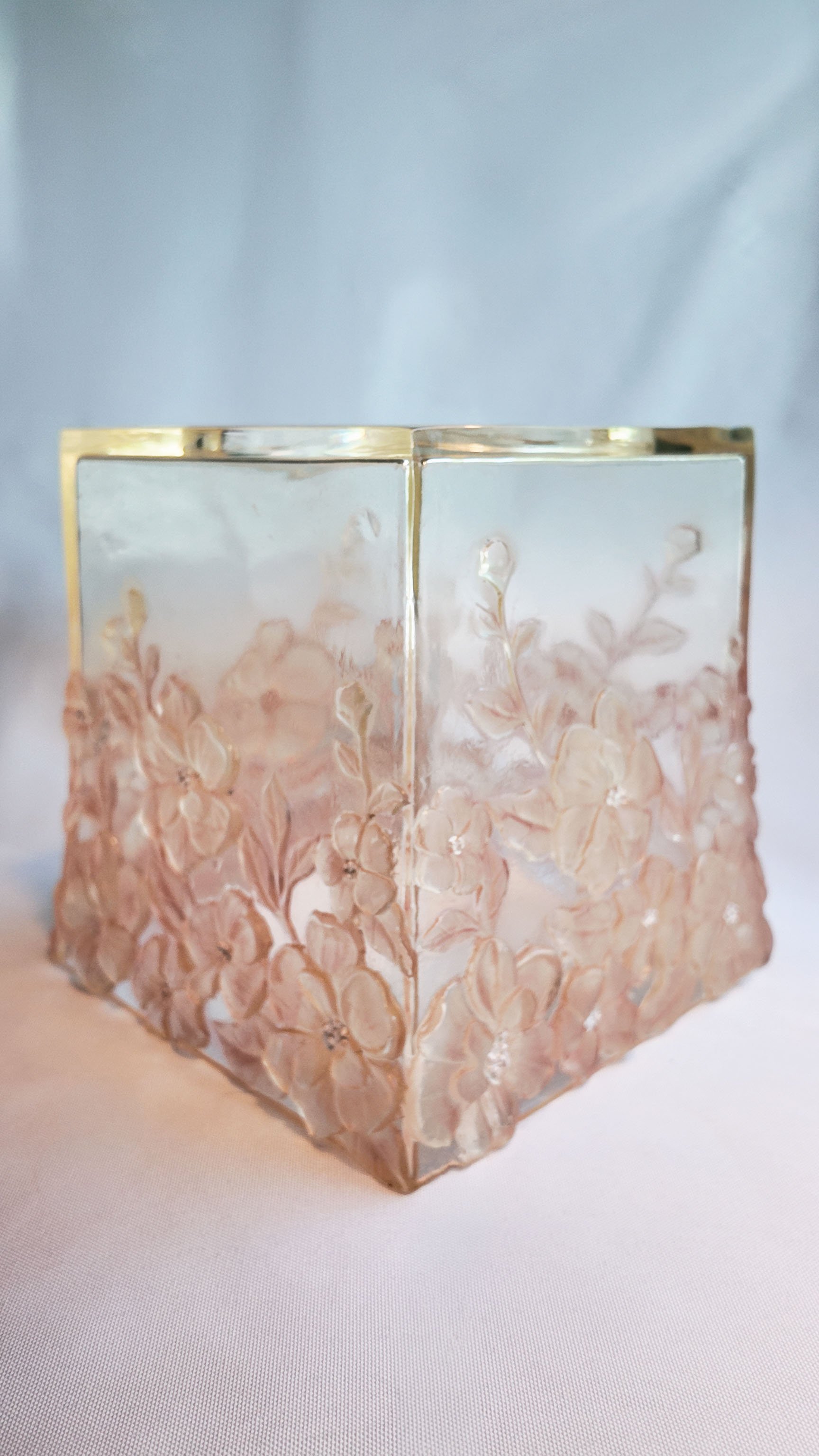 Tissues, But Make It Fashion: Nicole Miller Frosted Floral Tissue Box