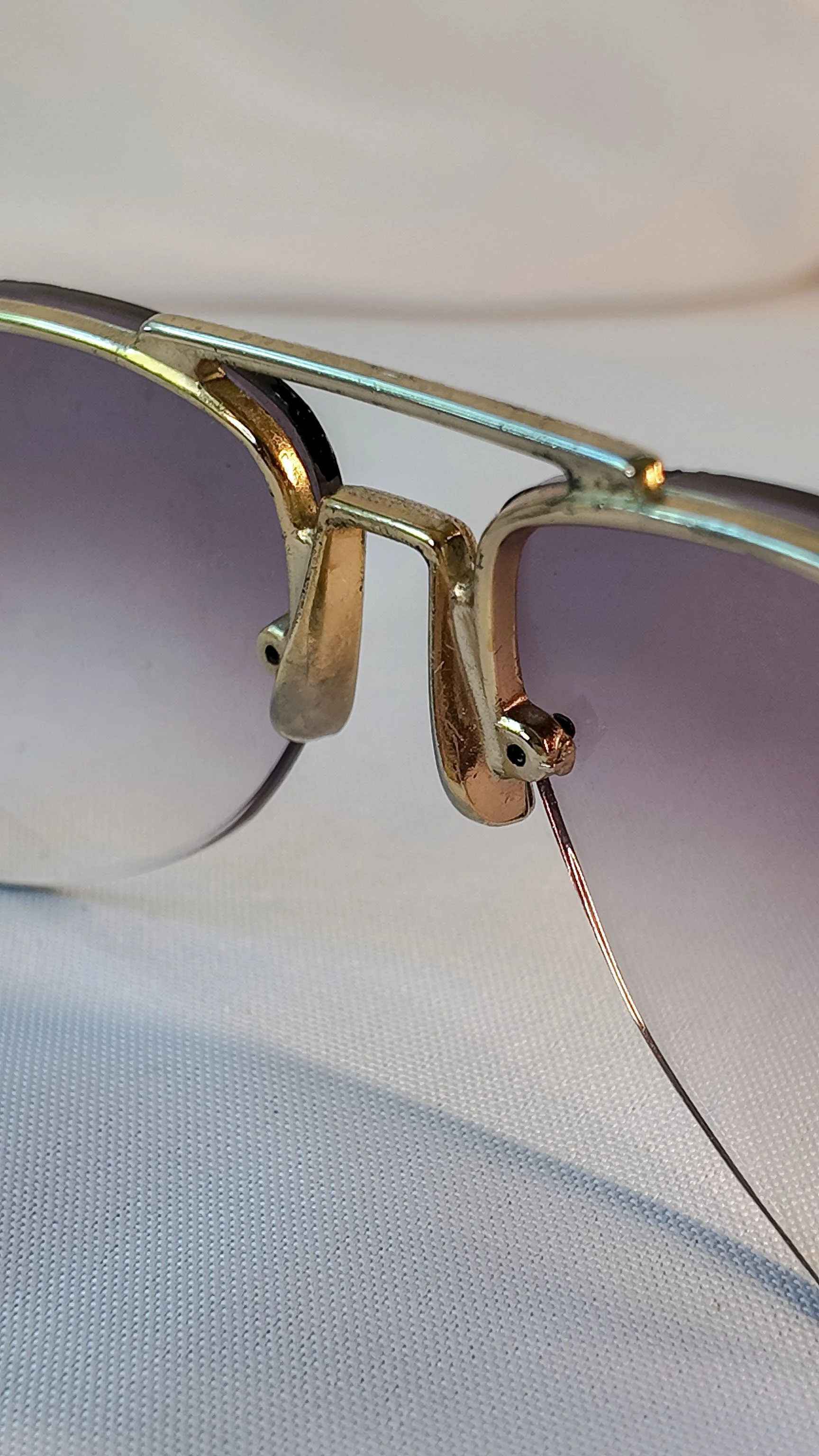 Brass Frame: Vintage Aviator Sunglasses