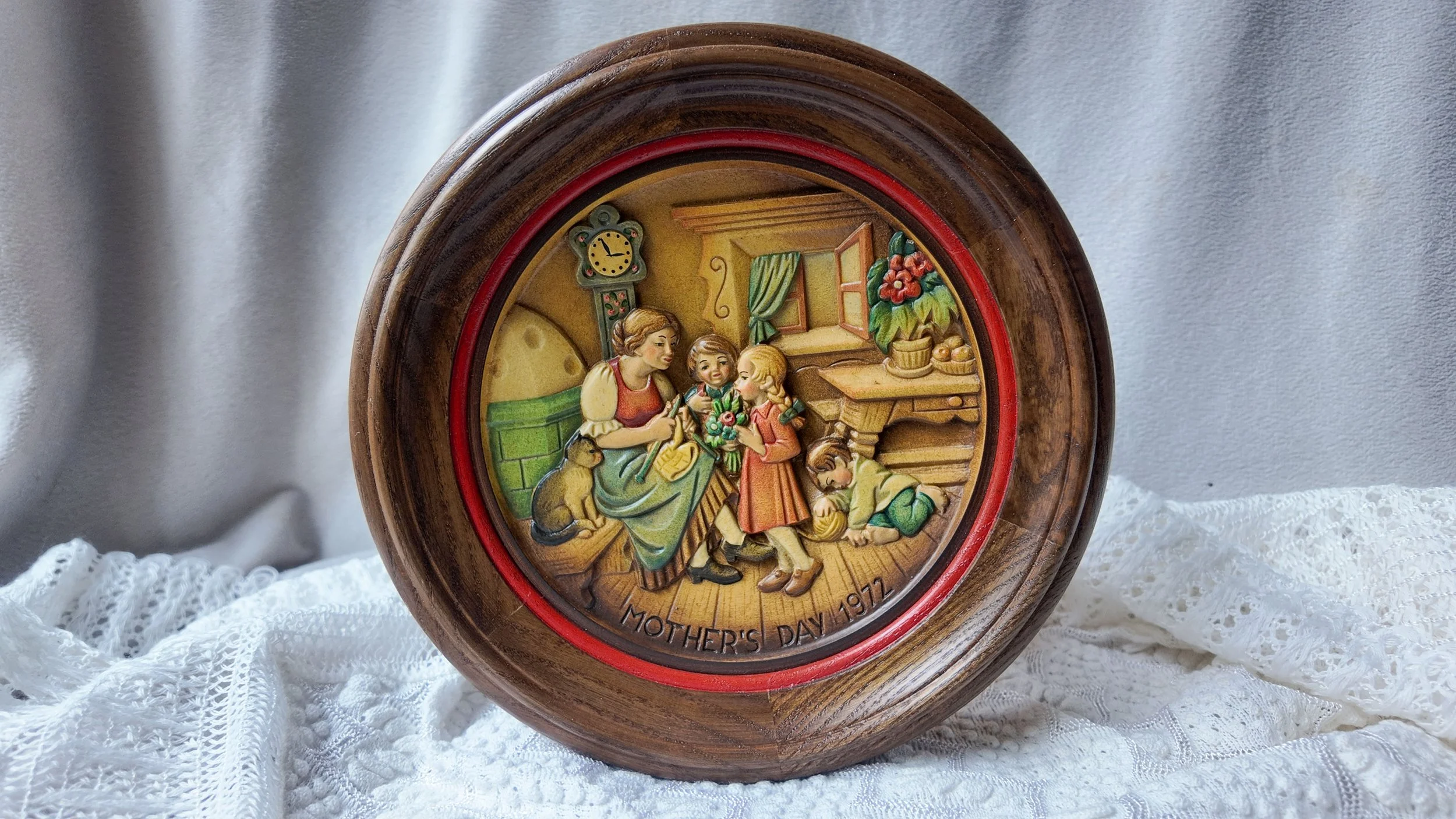 ANRI Hand-Carved Wood Mother's Day 1972 Plaque (framed)
