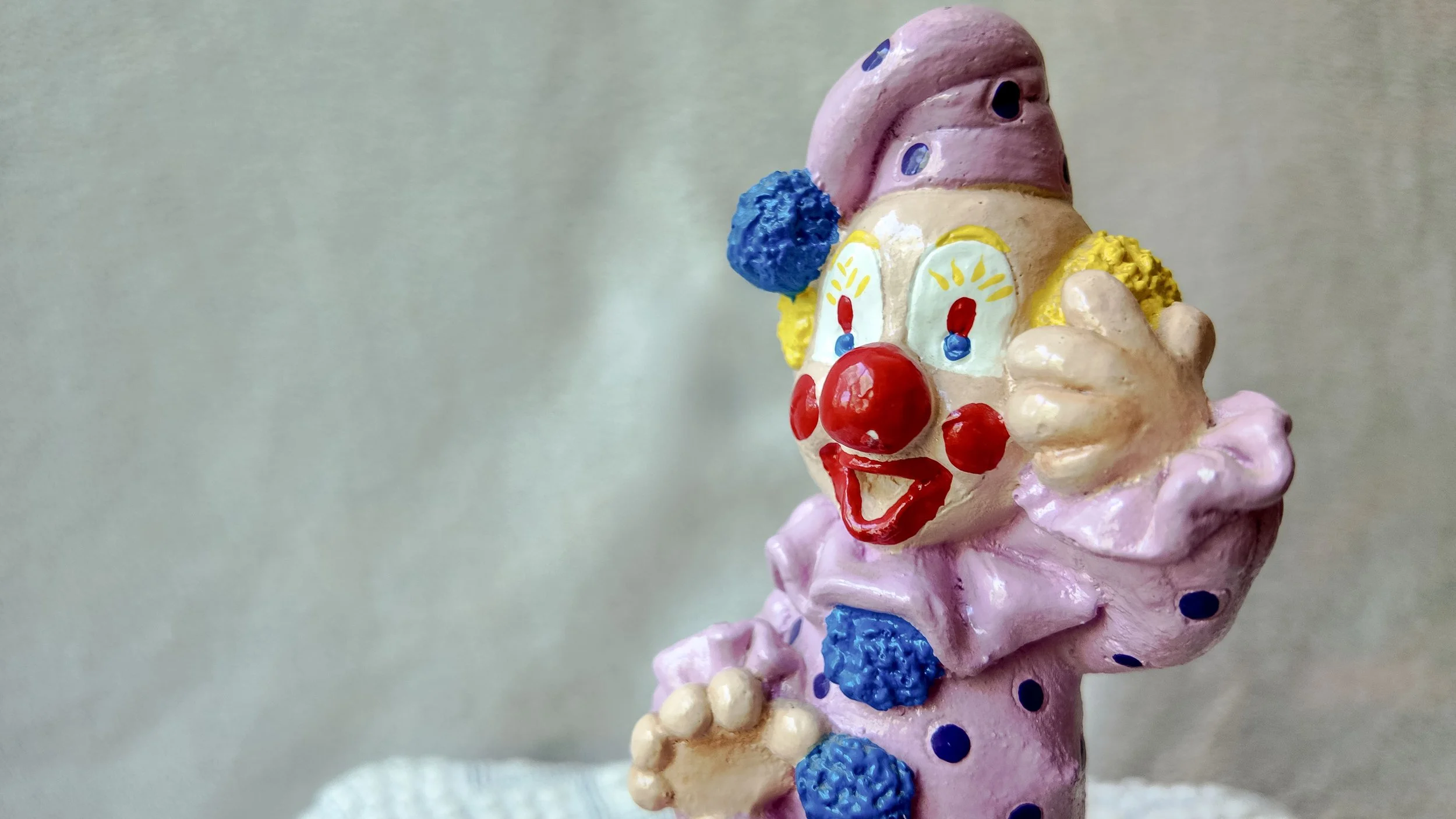 CLOWN PIG.jpg