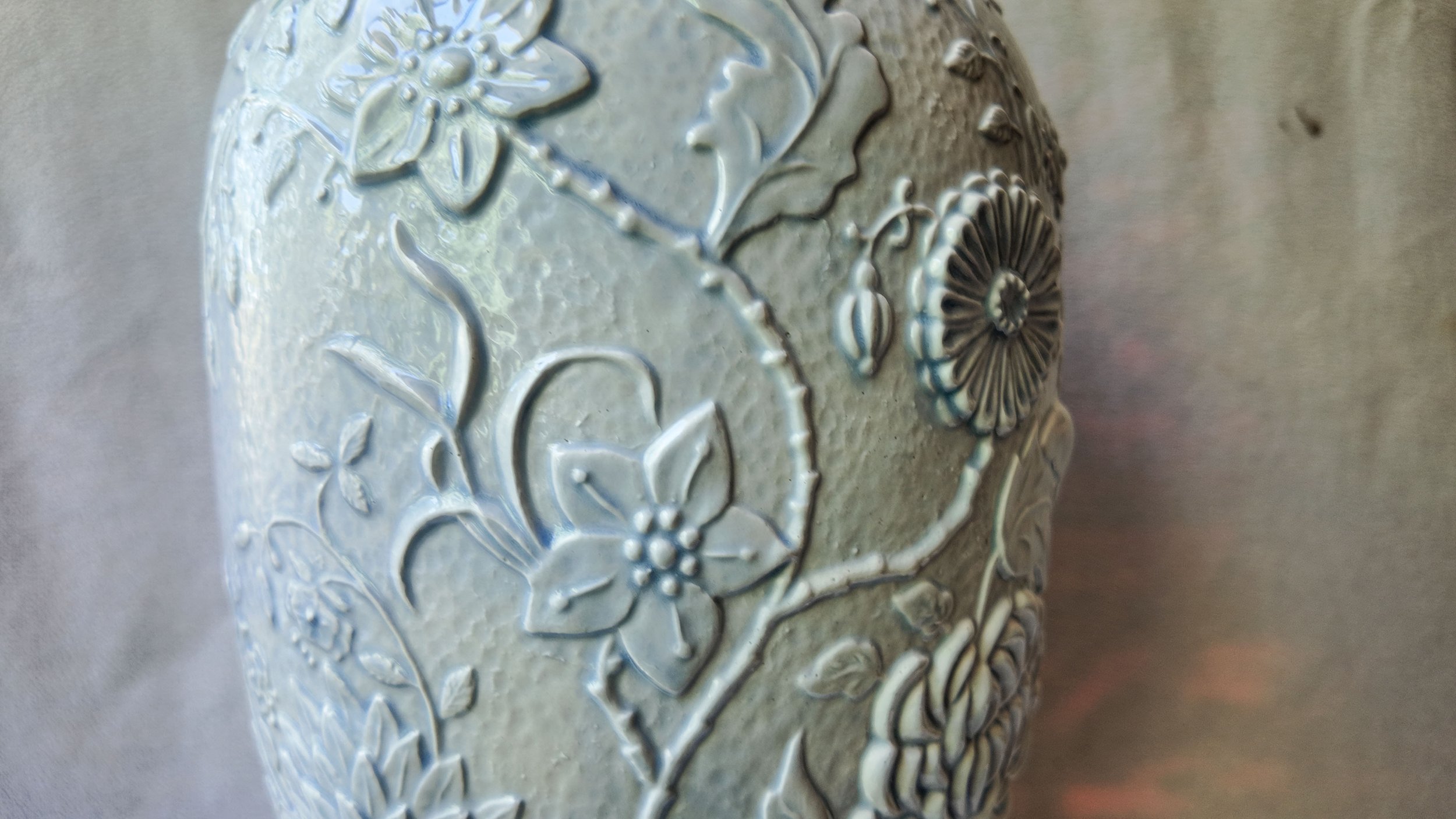 VASE WITH LID.jpg