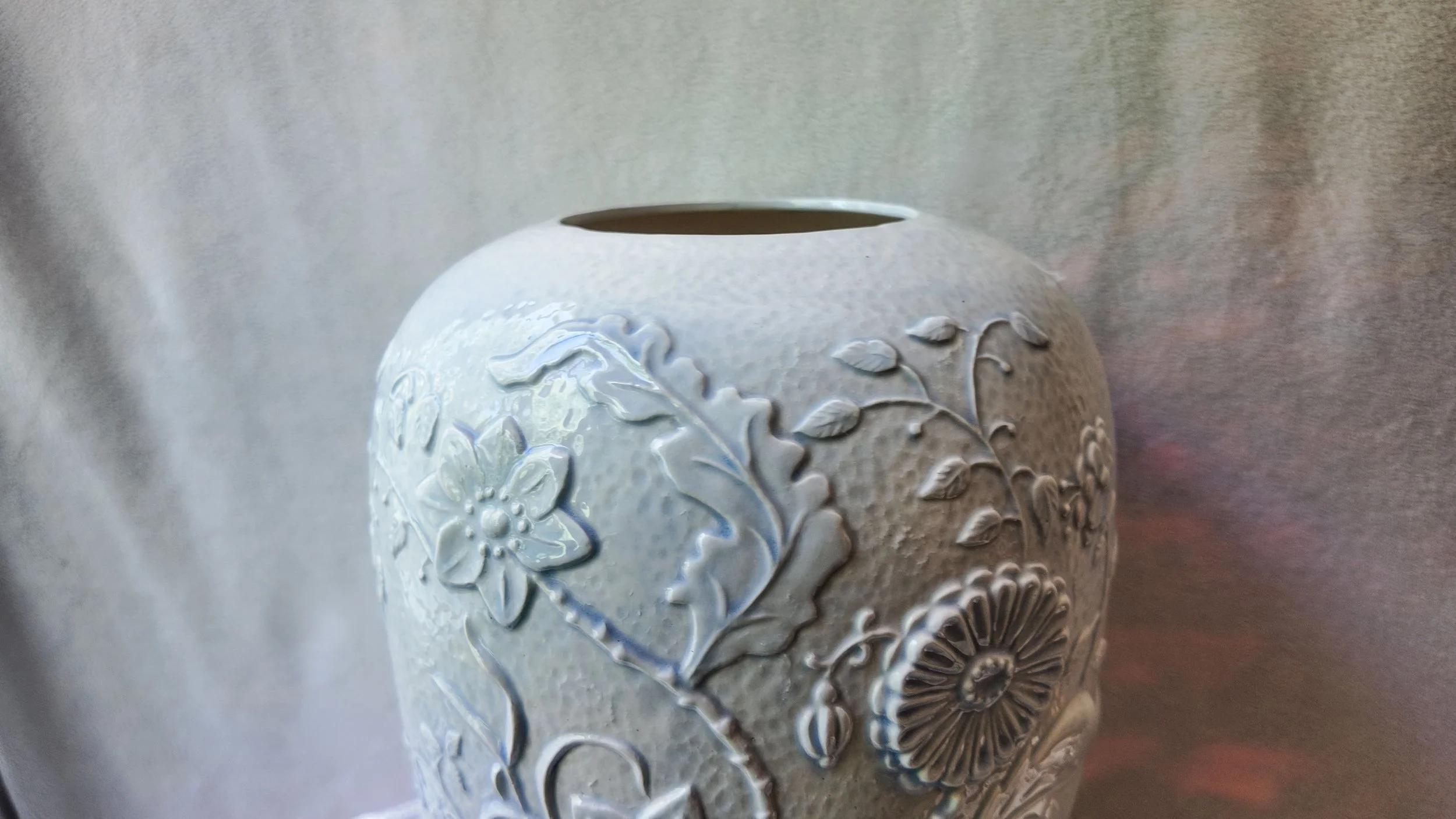 VASE WITH TOP4.jpg