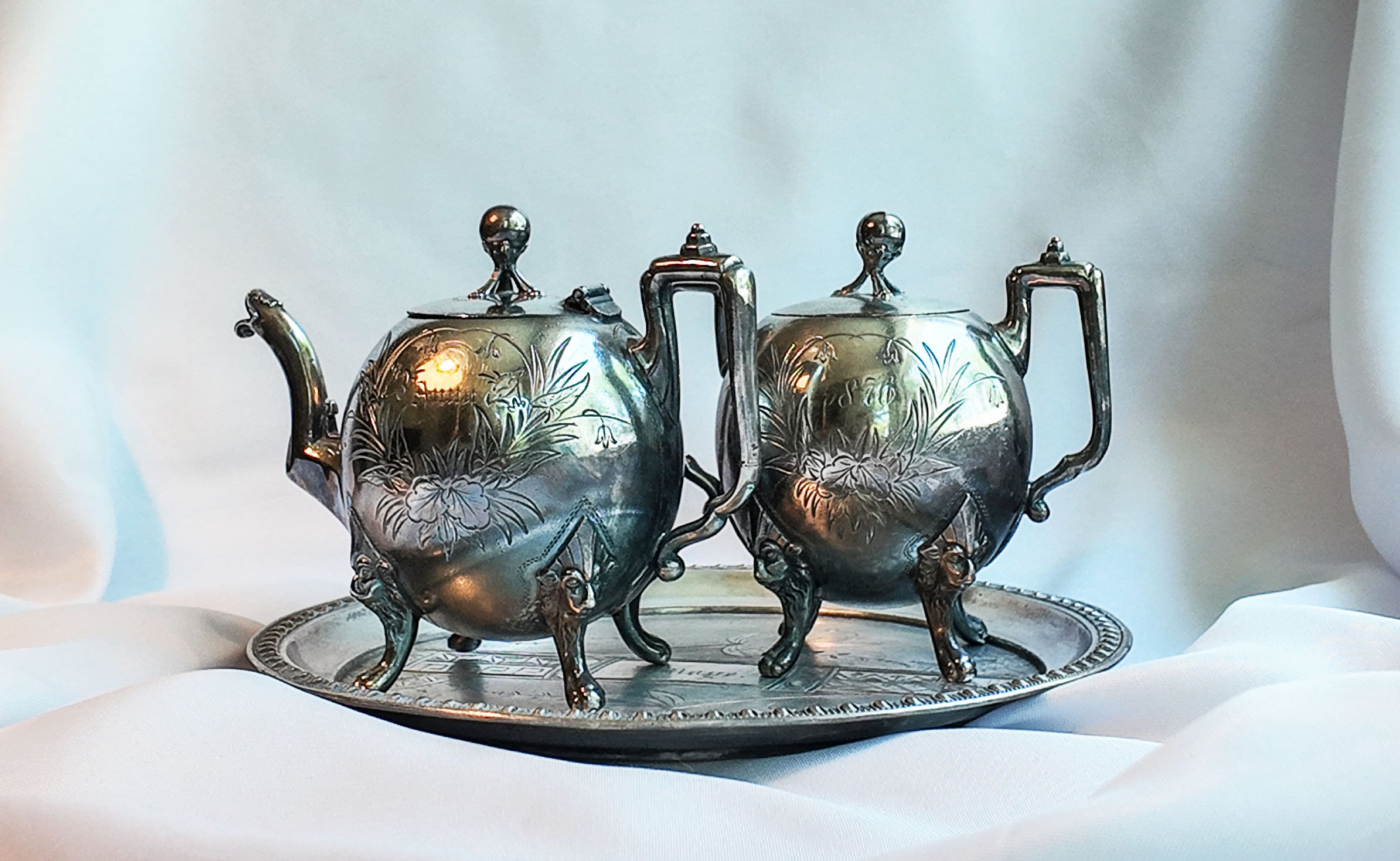 Anna's Tea Set: Lion-Head Silverplate Service on Wilcox Tray