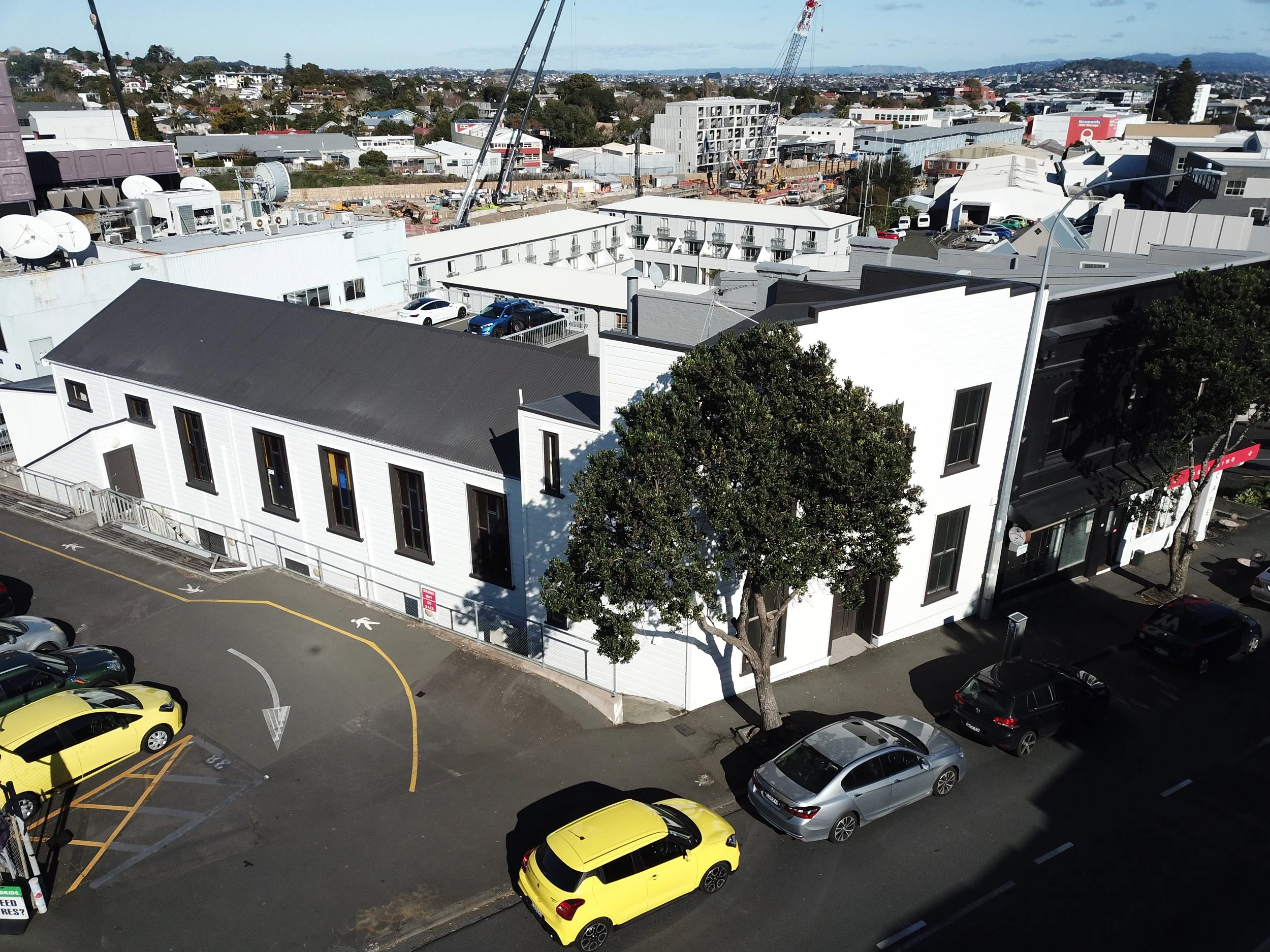 44 New North Road