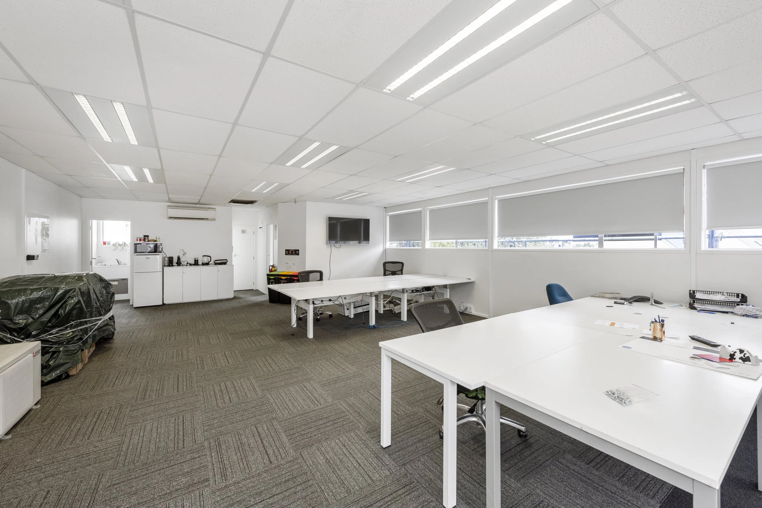 44 New North Rd B.jpg