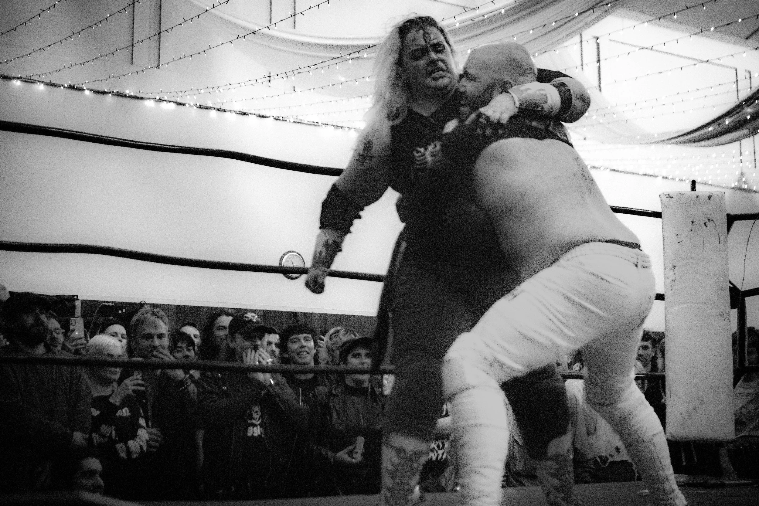 AOW Deathmatch Wrestling Group 1