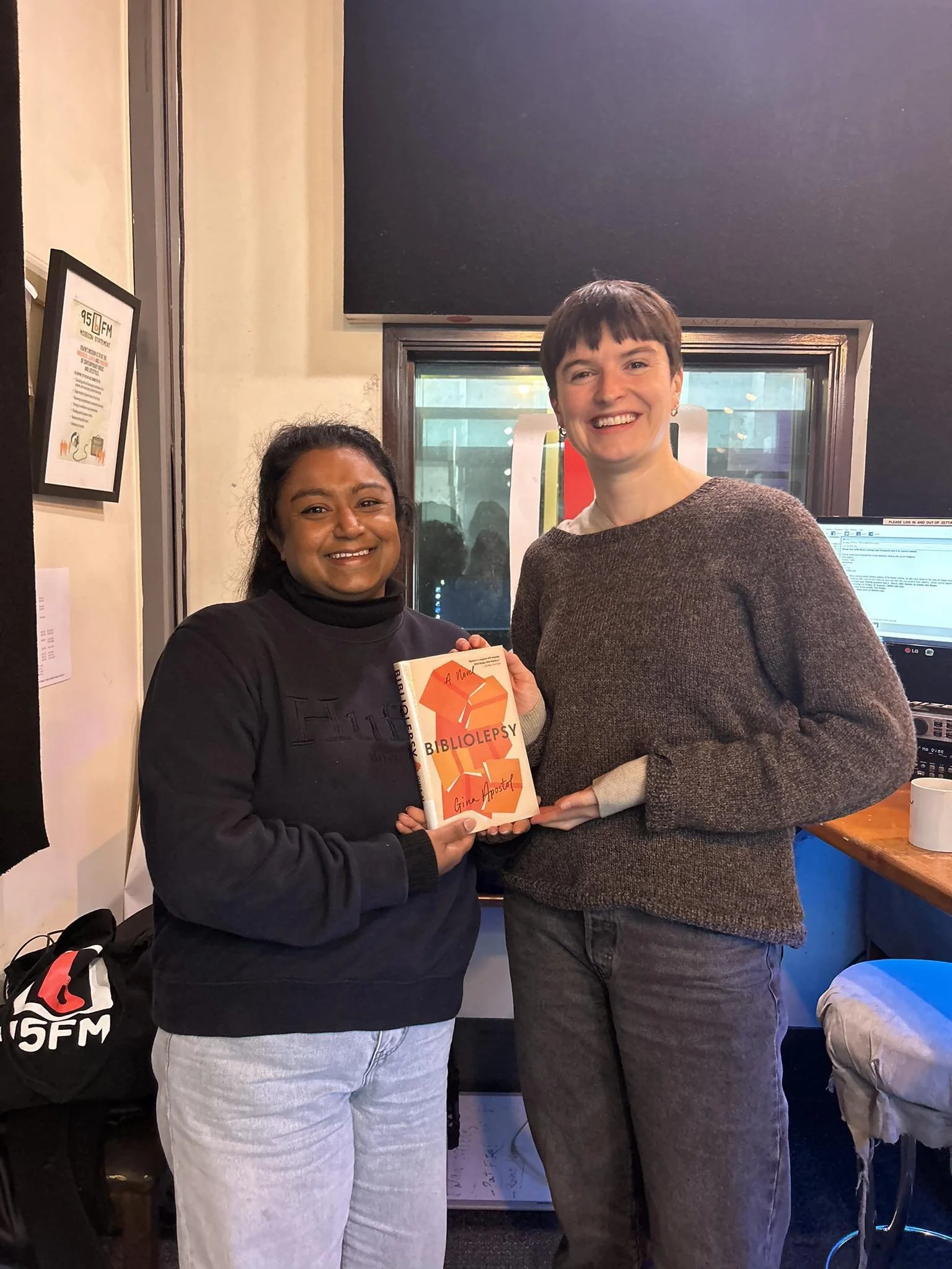95bFM's Loose Reads: Bibliolepsy by Gina Apostol 