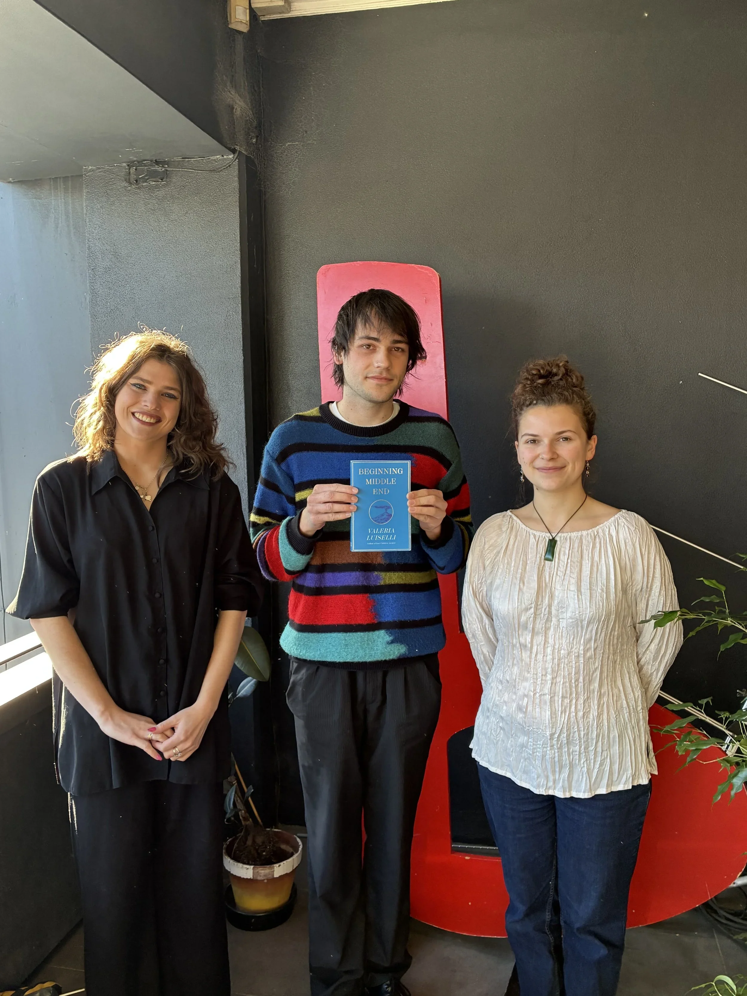 95bFM's Loose Reads: Beginning Middle End by Valeria Luiselli