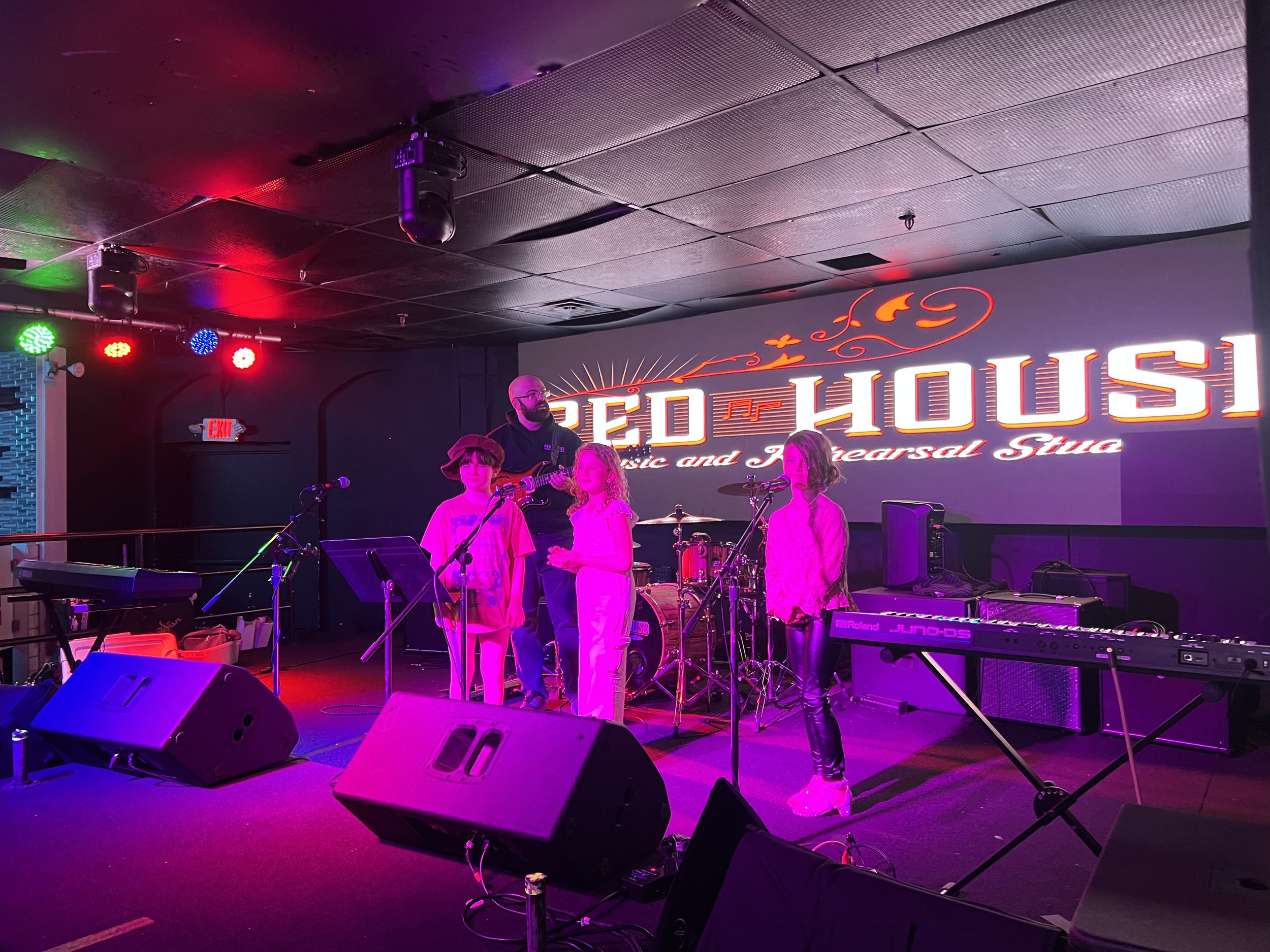 Red House Music and Rehearsal Studio performance band class performs at Headliner Nightclub in Neptune, NJ. 
