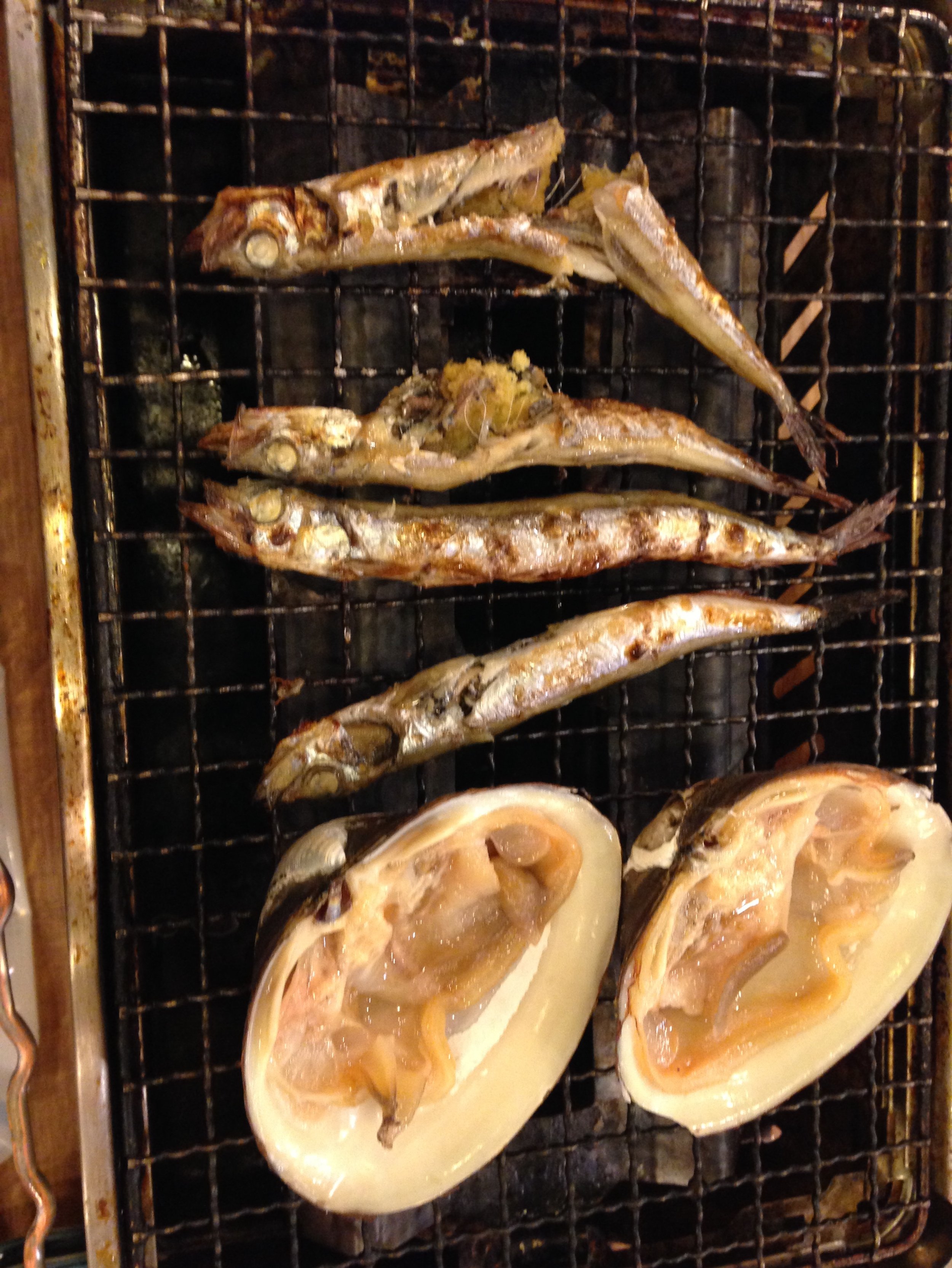 It was grilled seafood and oolong tea highball late night chat with an over-2-decades friend&hellip; and now approaching 3-decades! 

Something real cool with aging is that you get to have friends for such a long time. They knew you when you knew not