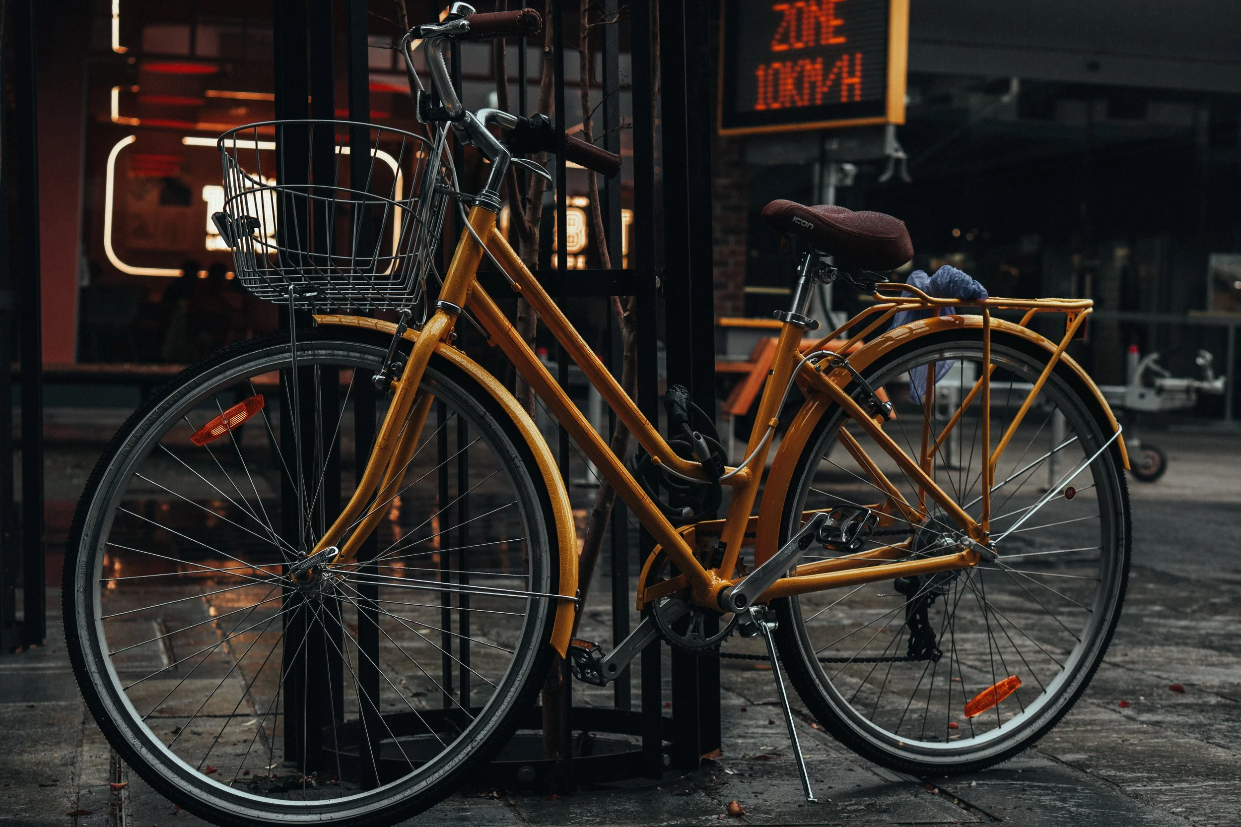 Sample_Wallpaper Pack_04.jpg