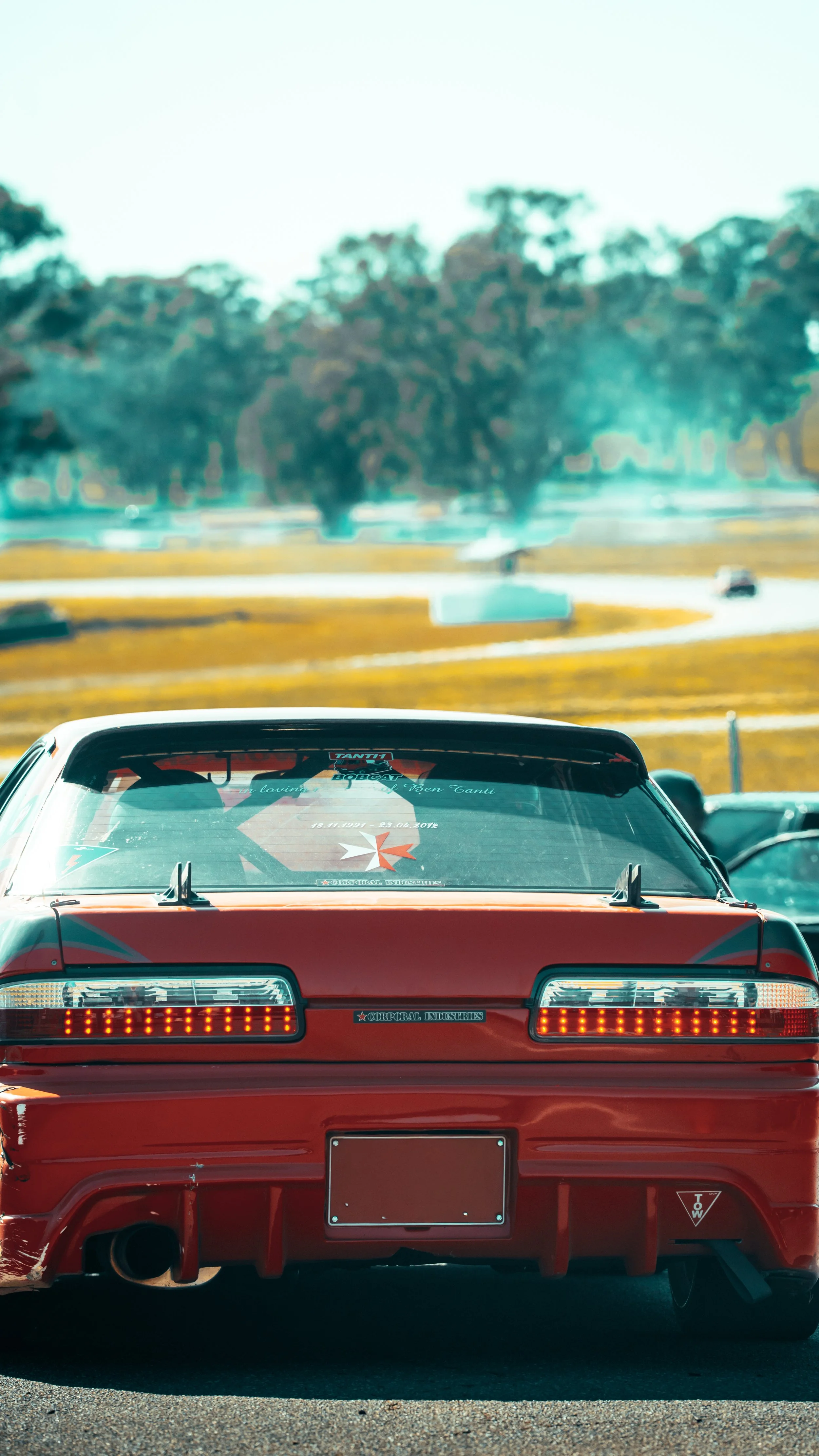 S-Chassis_phone wallpaper_10.jpg