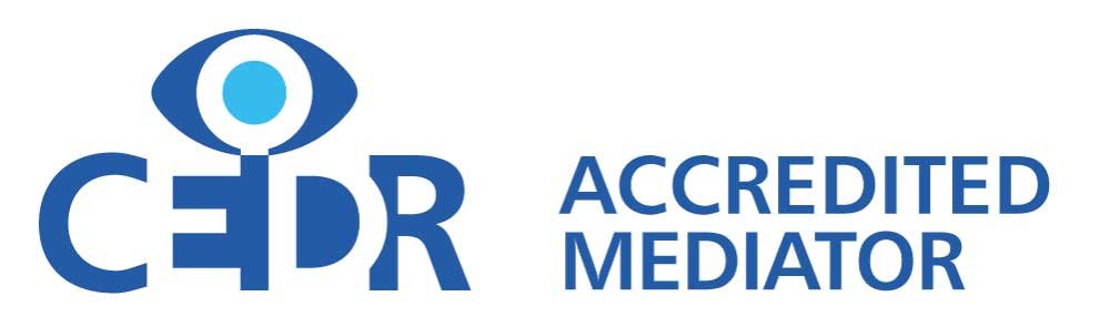 Das Logo zeigt den CEDR Schriftzug samt stilisiertem Auge, mit Zusatz 'Accredited Mediator'.