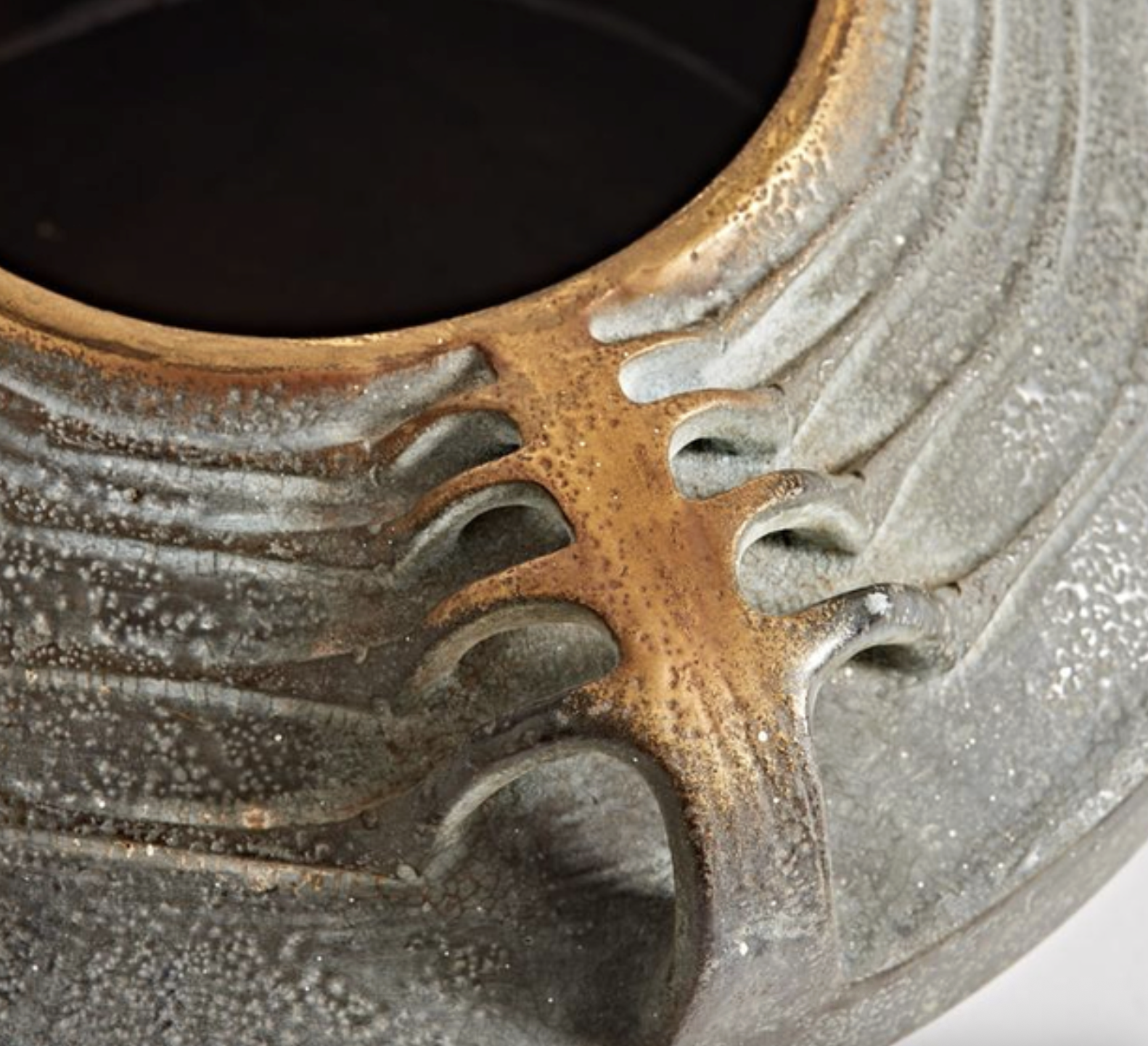 Das Werk: Gustav Klimt and avant-garde Austrian pottery
