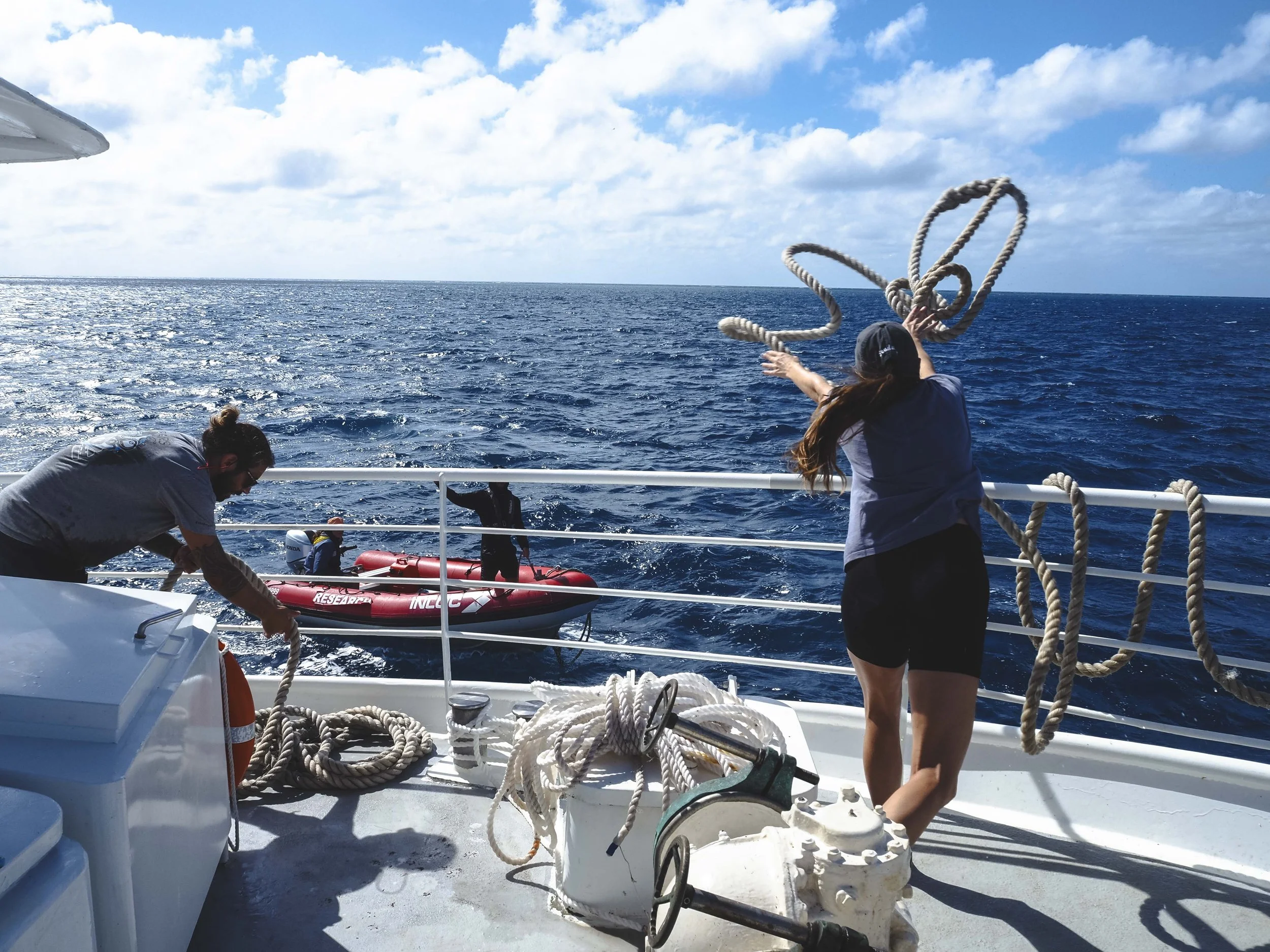  During downtime and calm seas, rope workshops and seamanship training are essential for developing the skills needed to handle the vessel safely in all conditions 