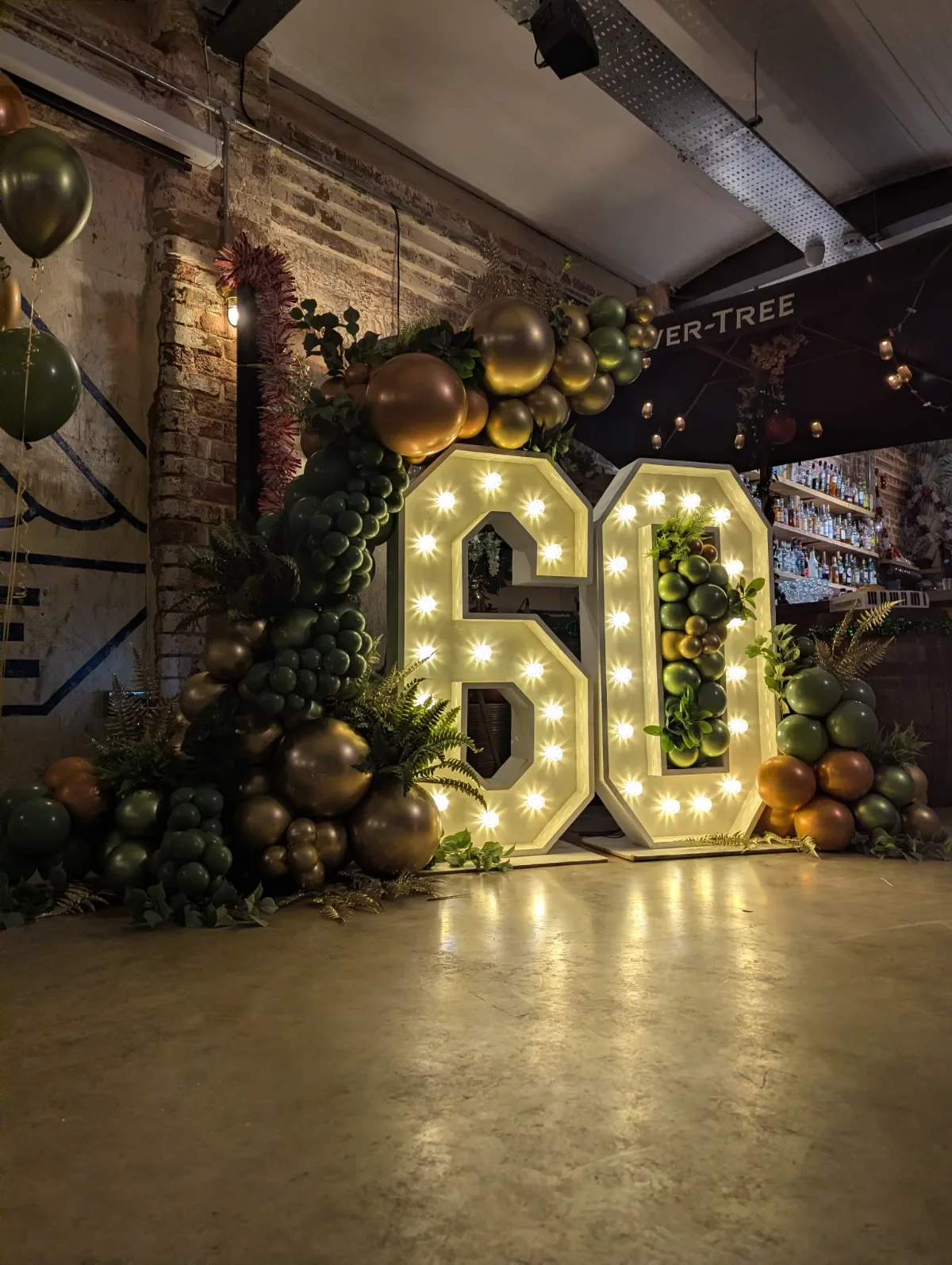 parties-streamers-events-10.webp