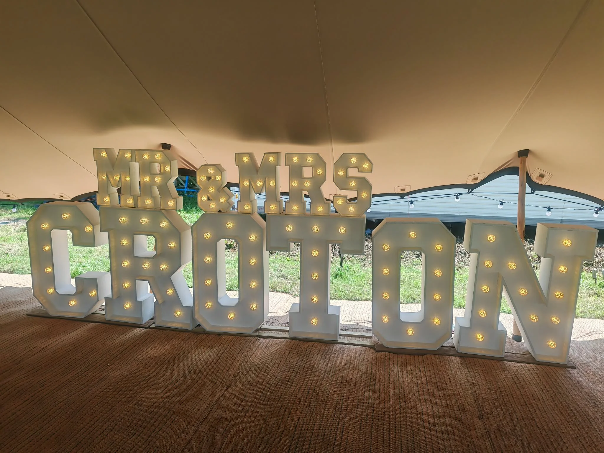 Wedding-large-letters.jpeg