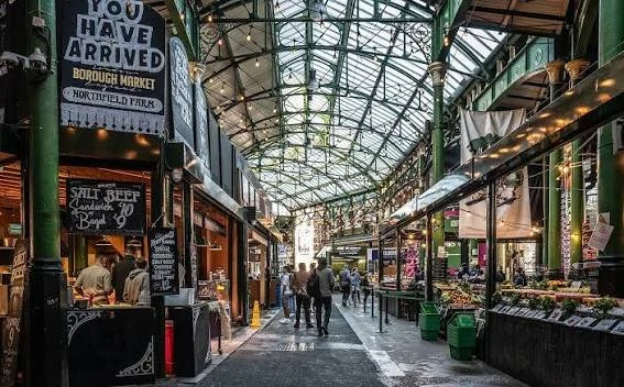 Photo showing the inside of Borough Market