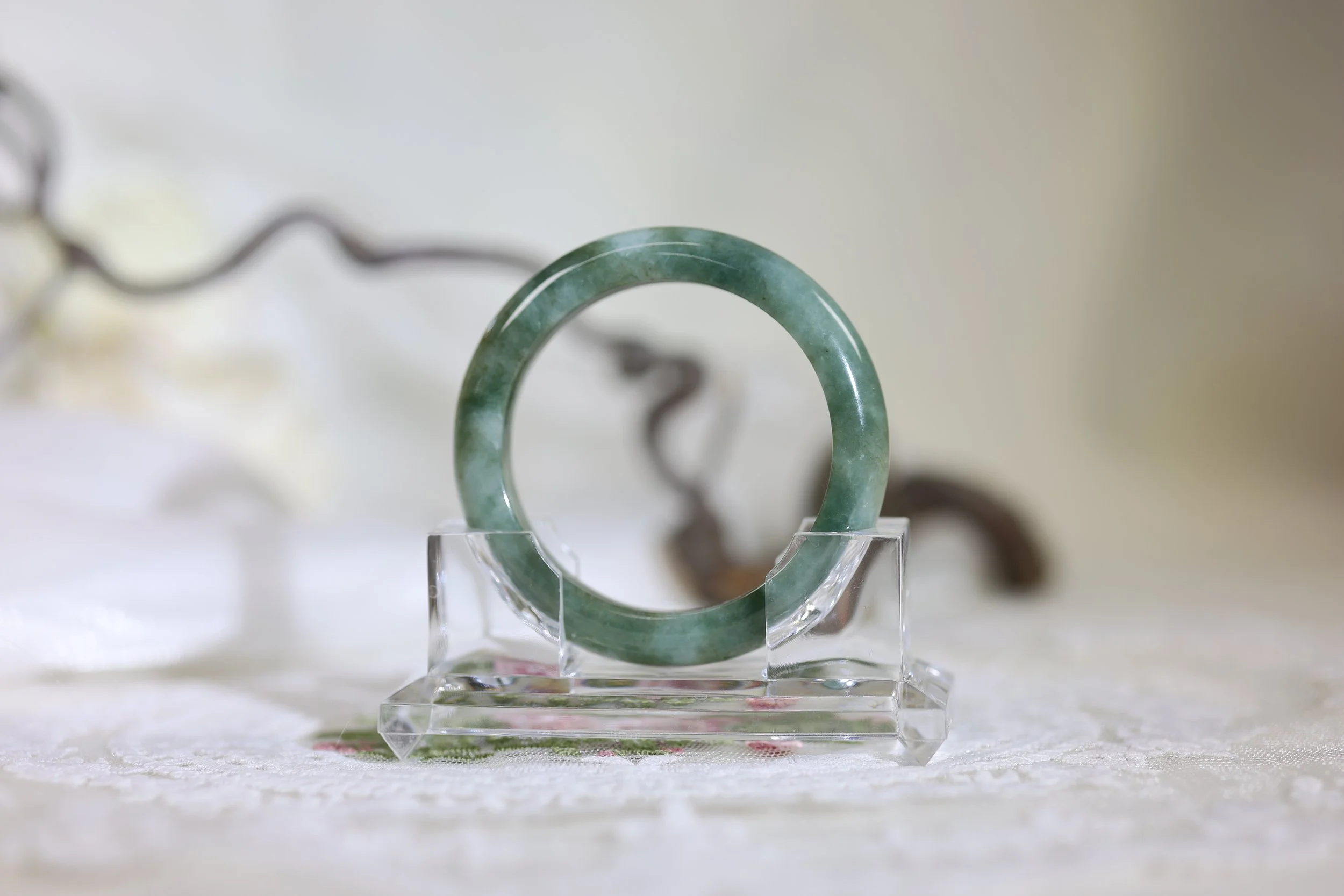 Mountain Mist - Jadeite Bangle