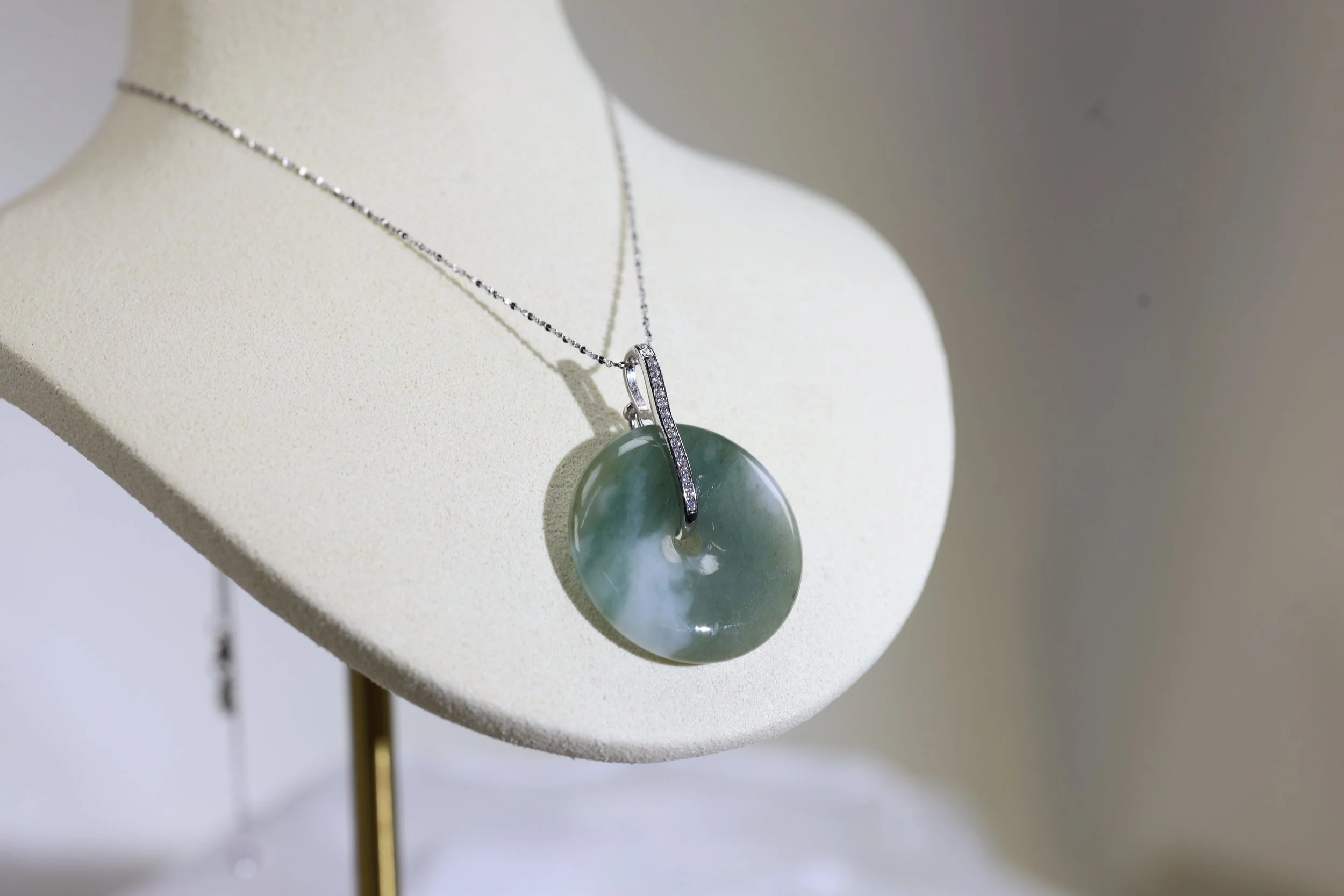 Quiet Moss - 平安扣 Jadeite Necklace