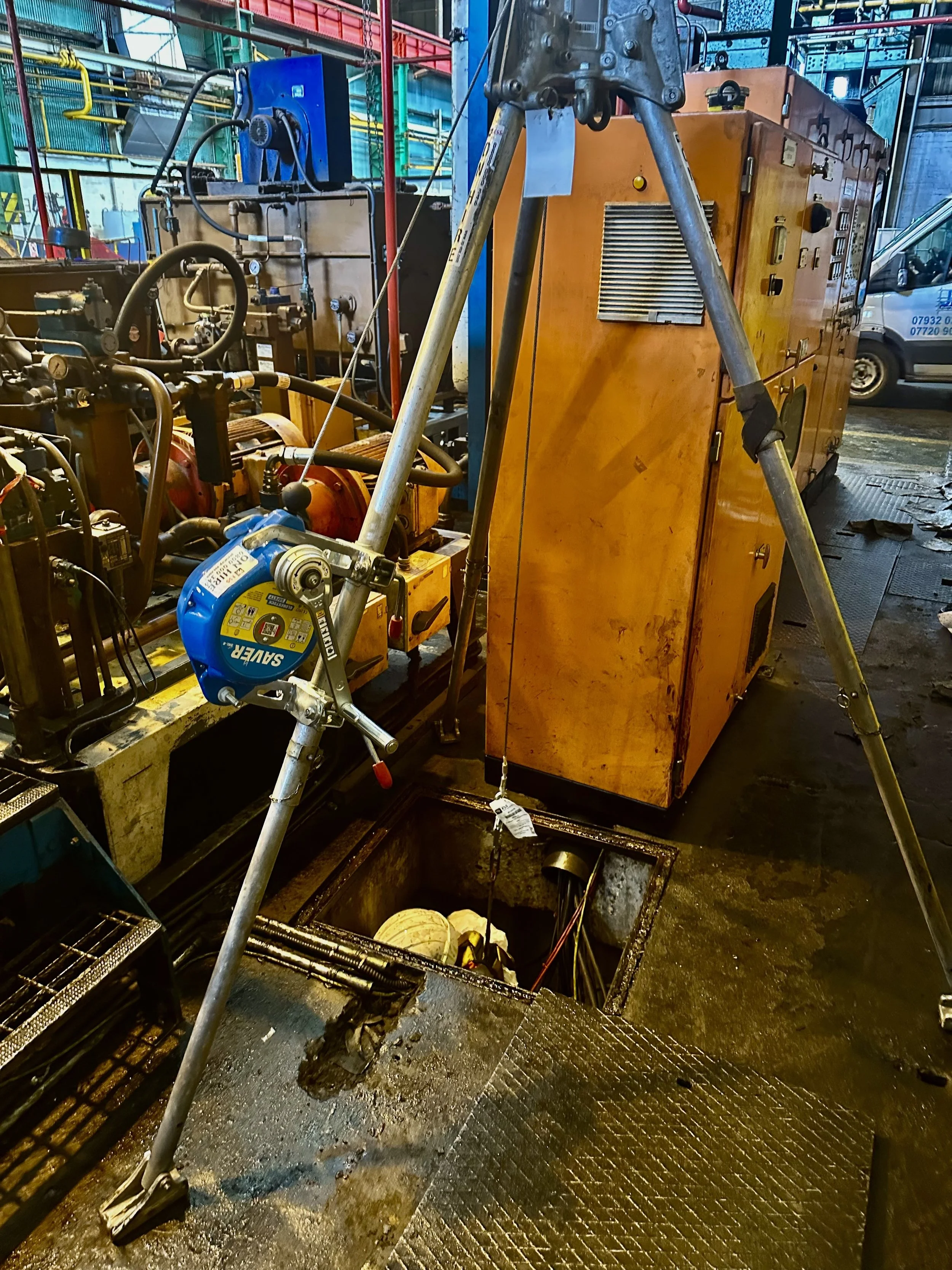 Confind.jpg