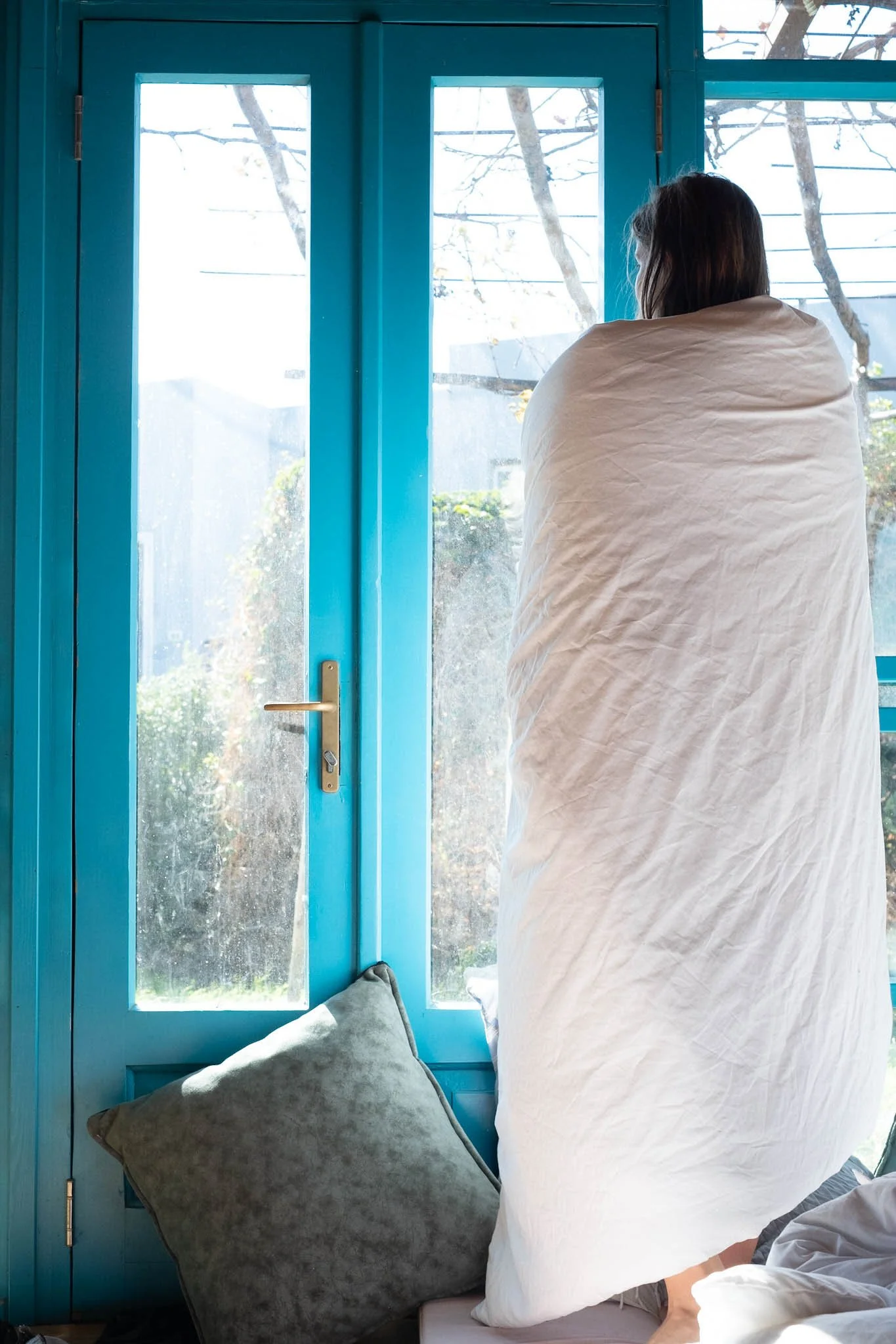 feminine_portrait_window.jpg