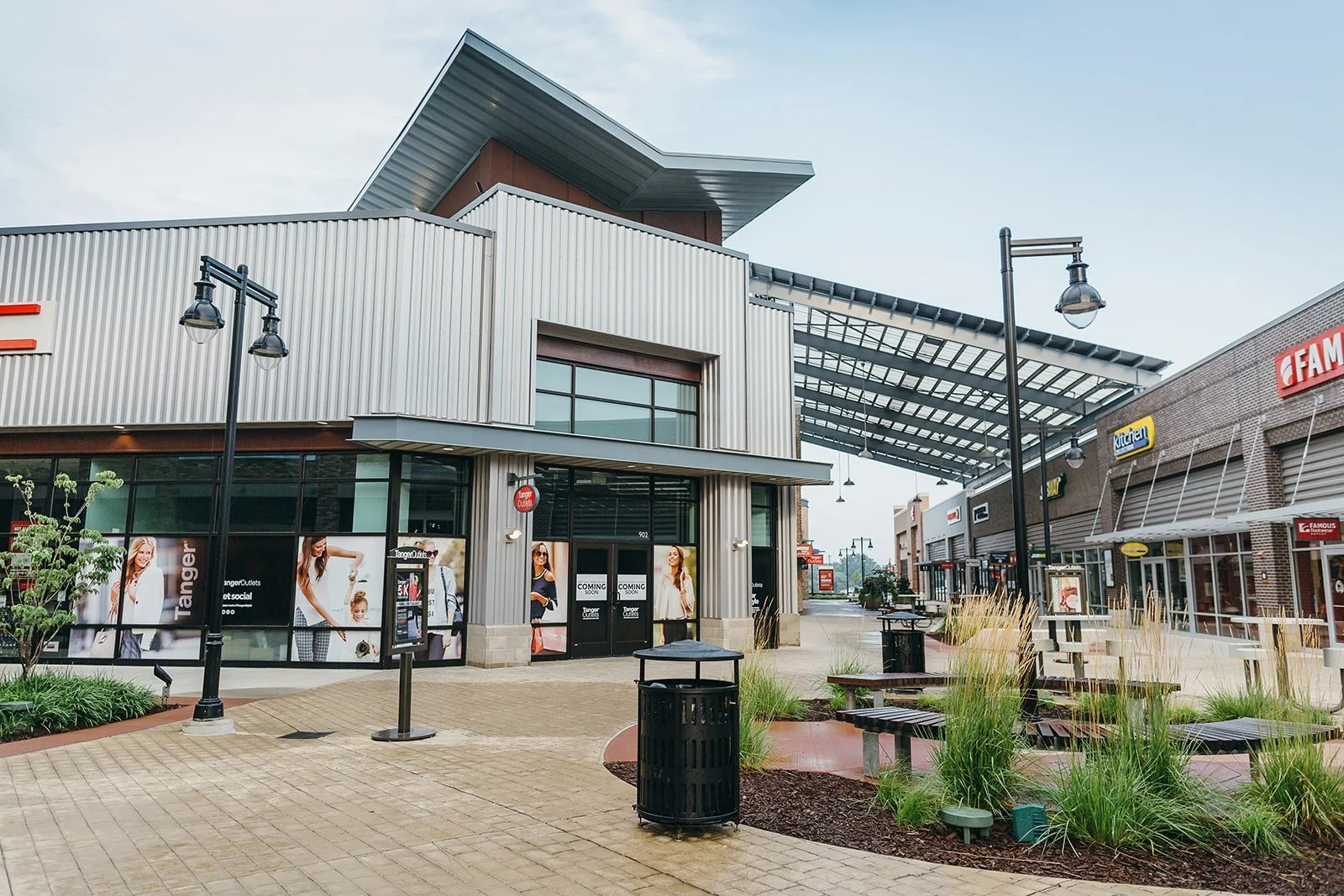 Tanger Outlet